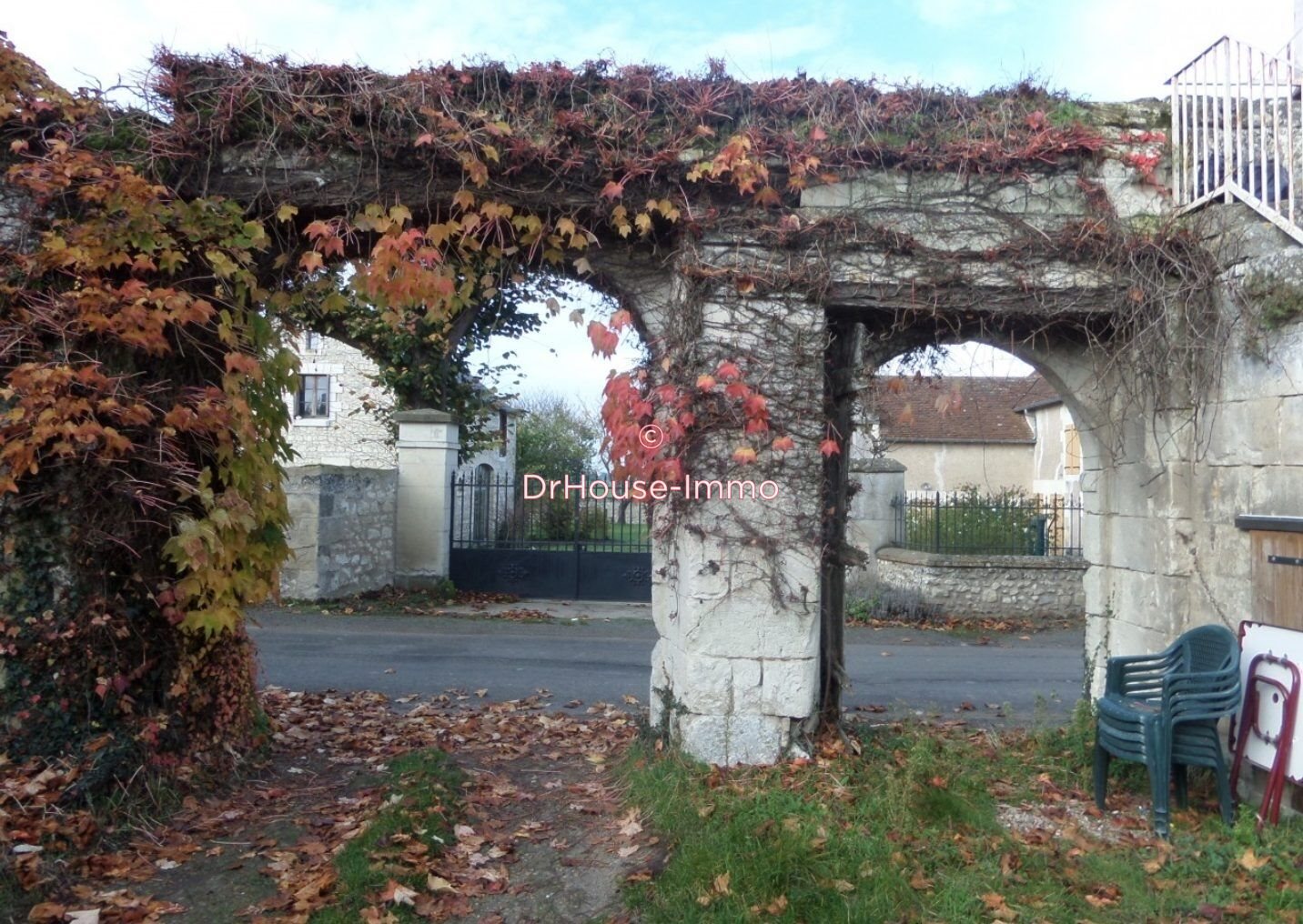 Maison à vendre, 143m², Crouzilles