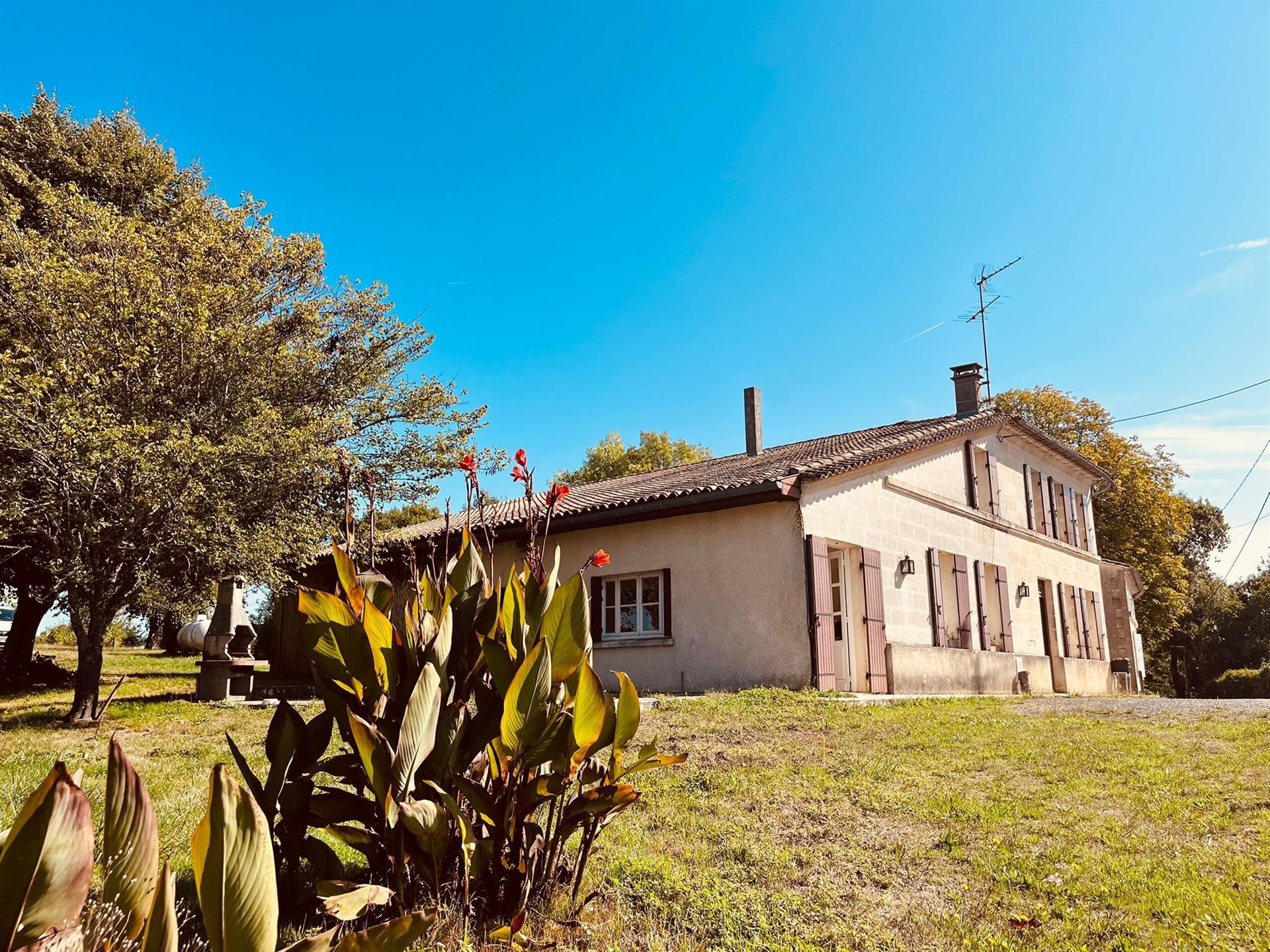 Maison à vendre, 245m², Guîtres
