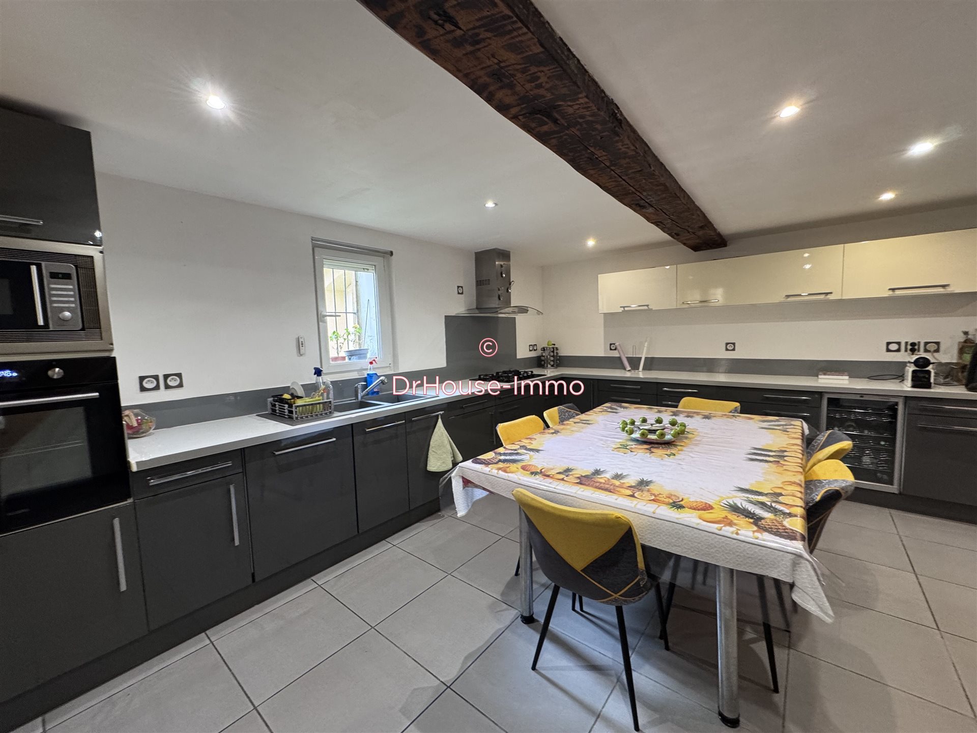 Maison à vendre, 172m², Saint-Estève