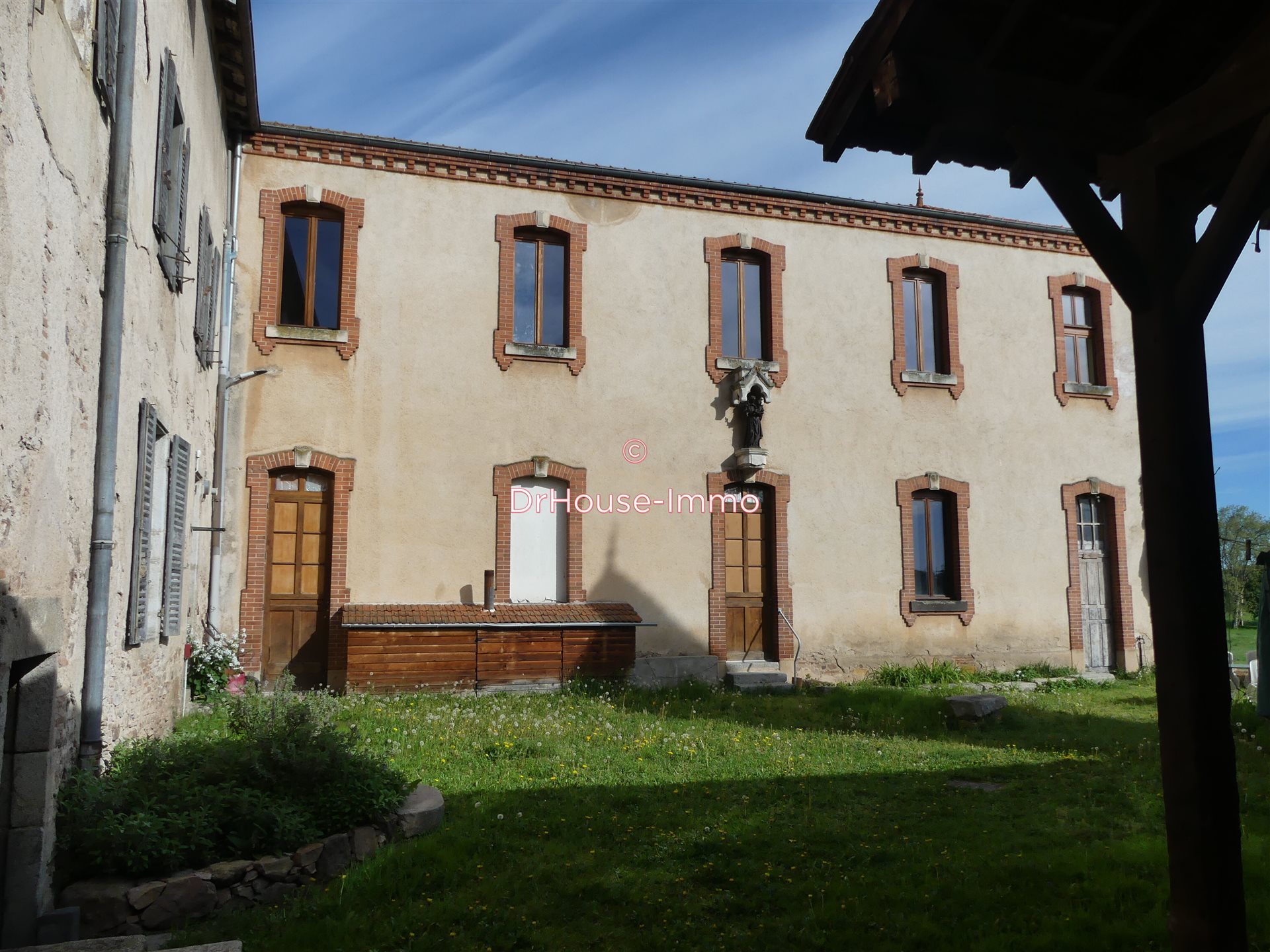Maison à vendre, 686m², La Pacaudière
