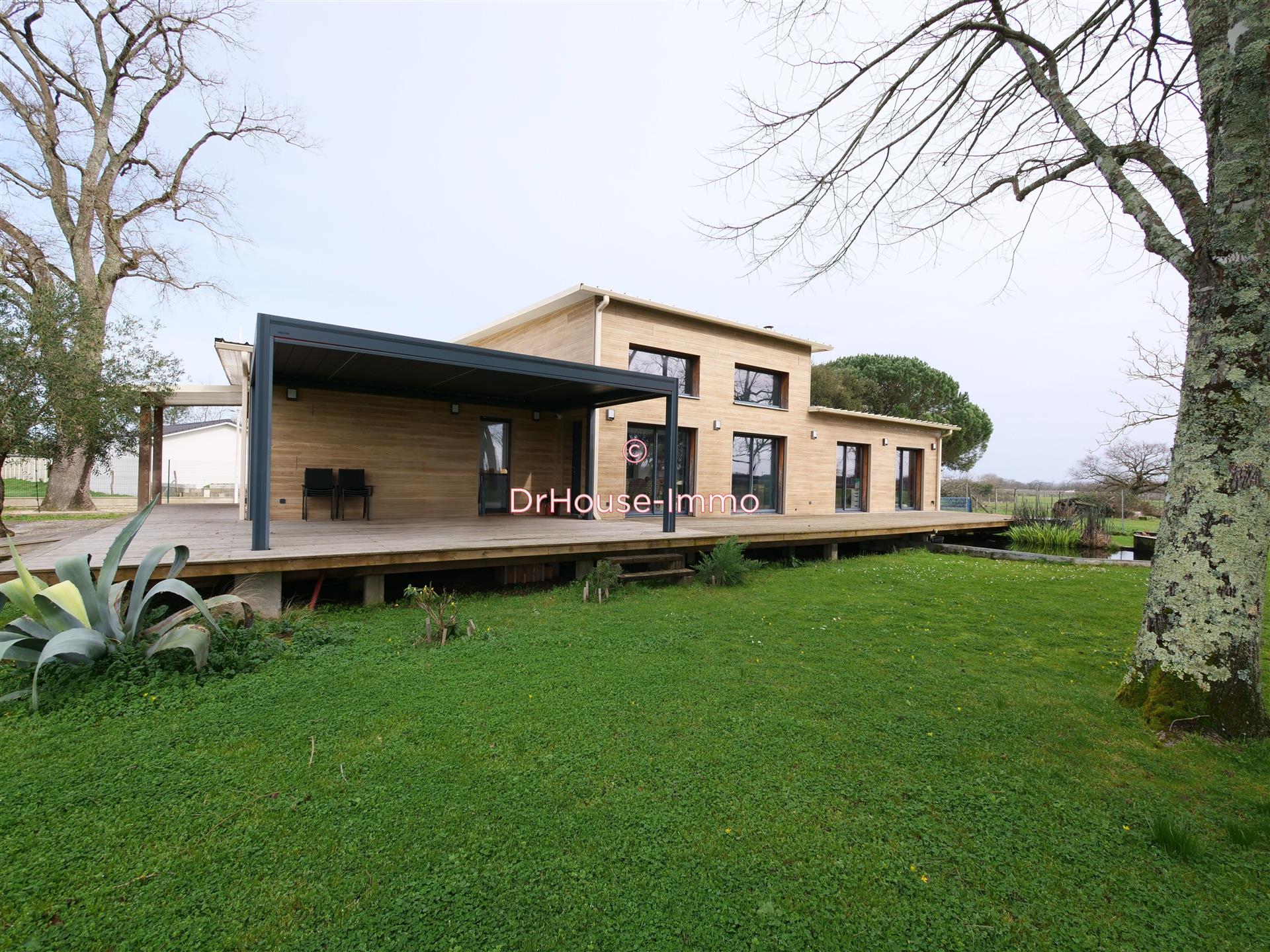 Maison à vendre, 165m², Lamarque
