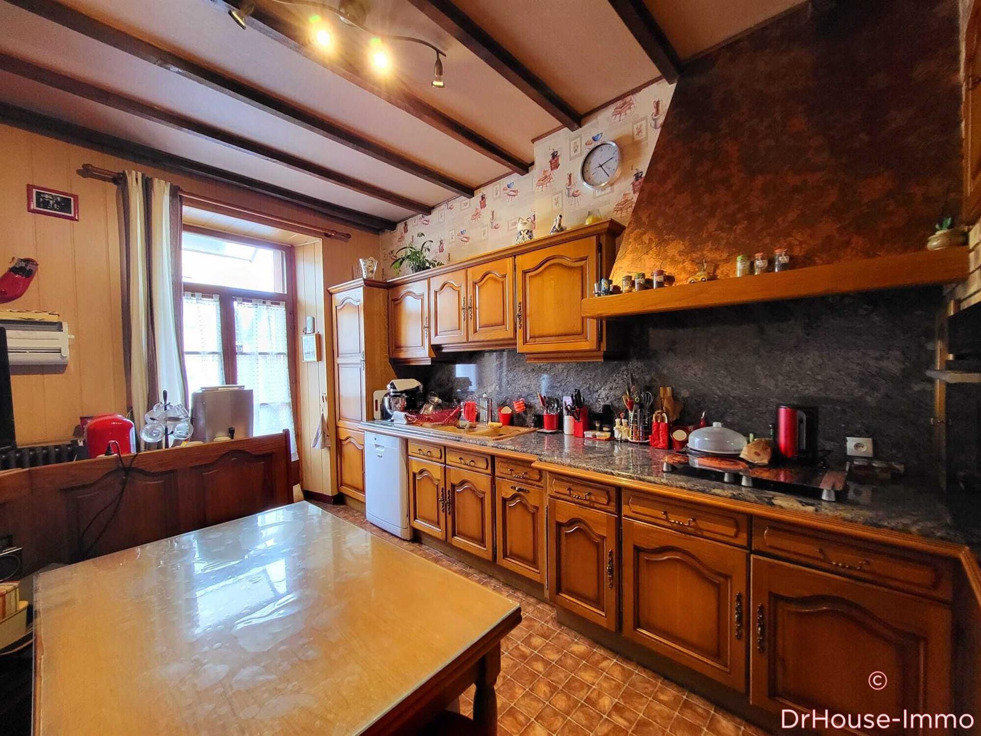 Maison à vendre, 277m², Craponne-sur-Arzon