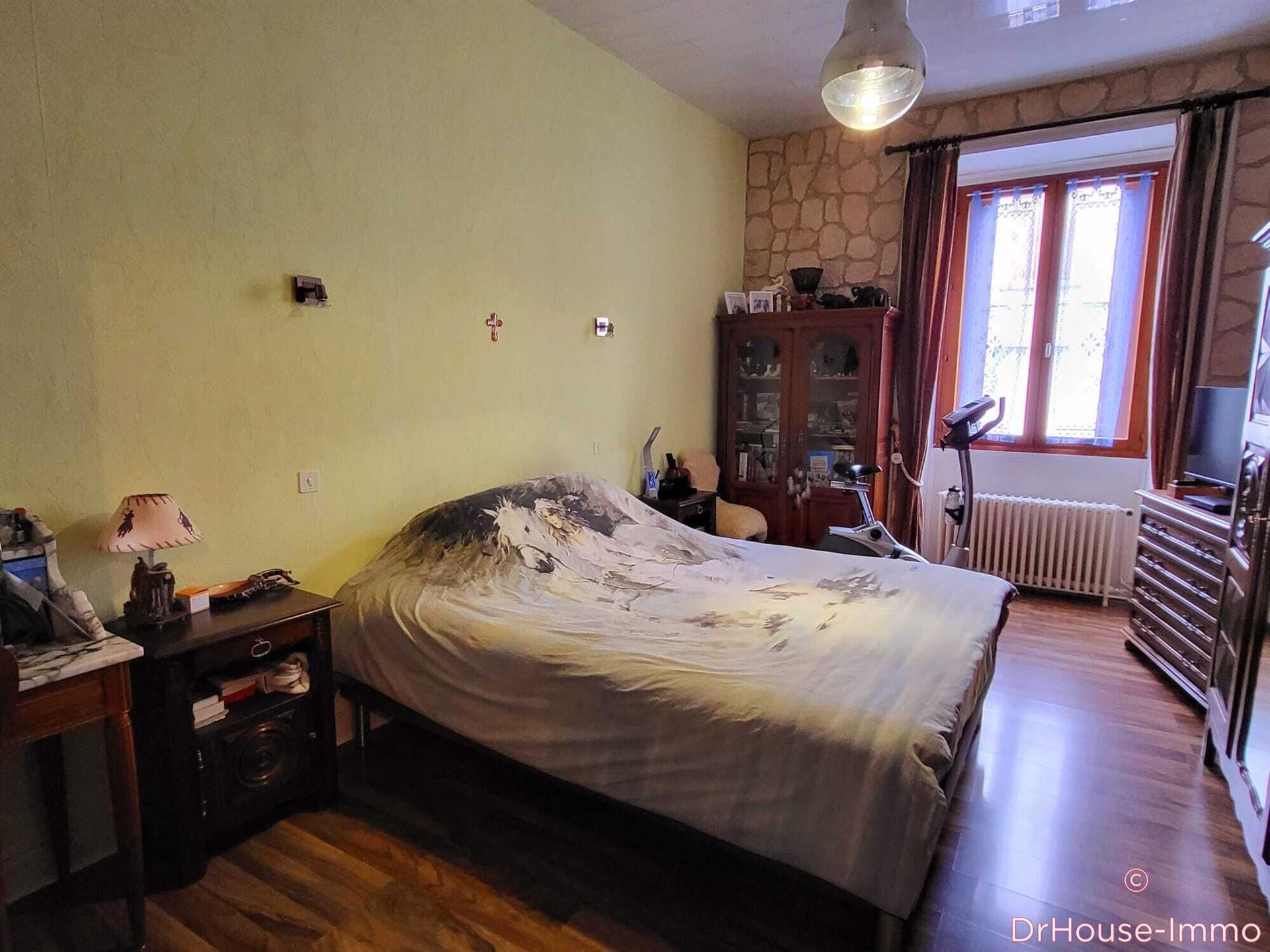 Maison à vendre, 277m², Craponne-sur-Arzon
