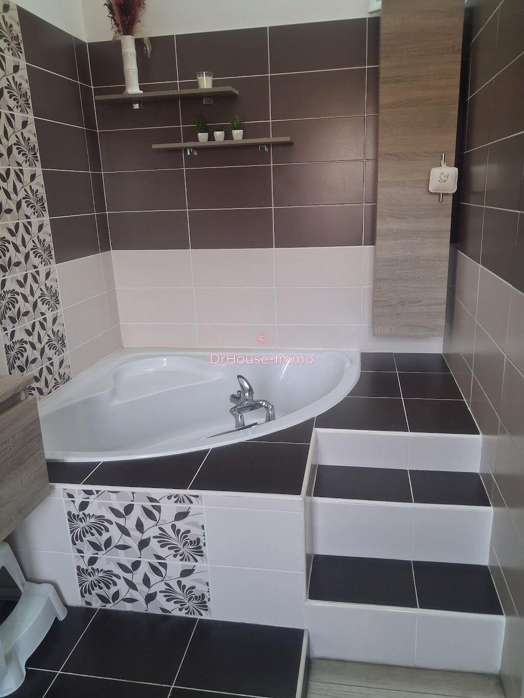 Maison à vendre, 139m², Neuville-de-Poitou