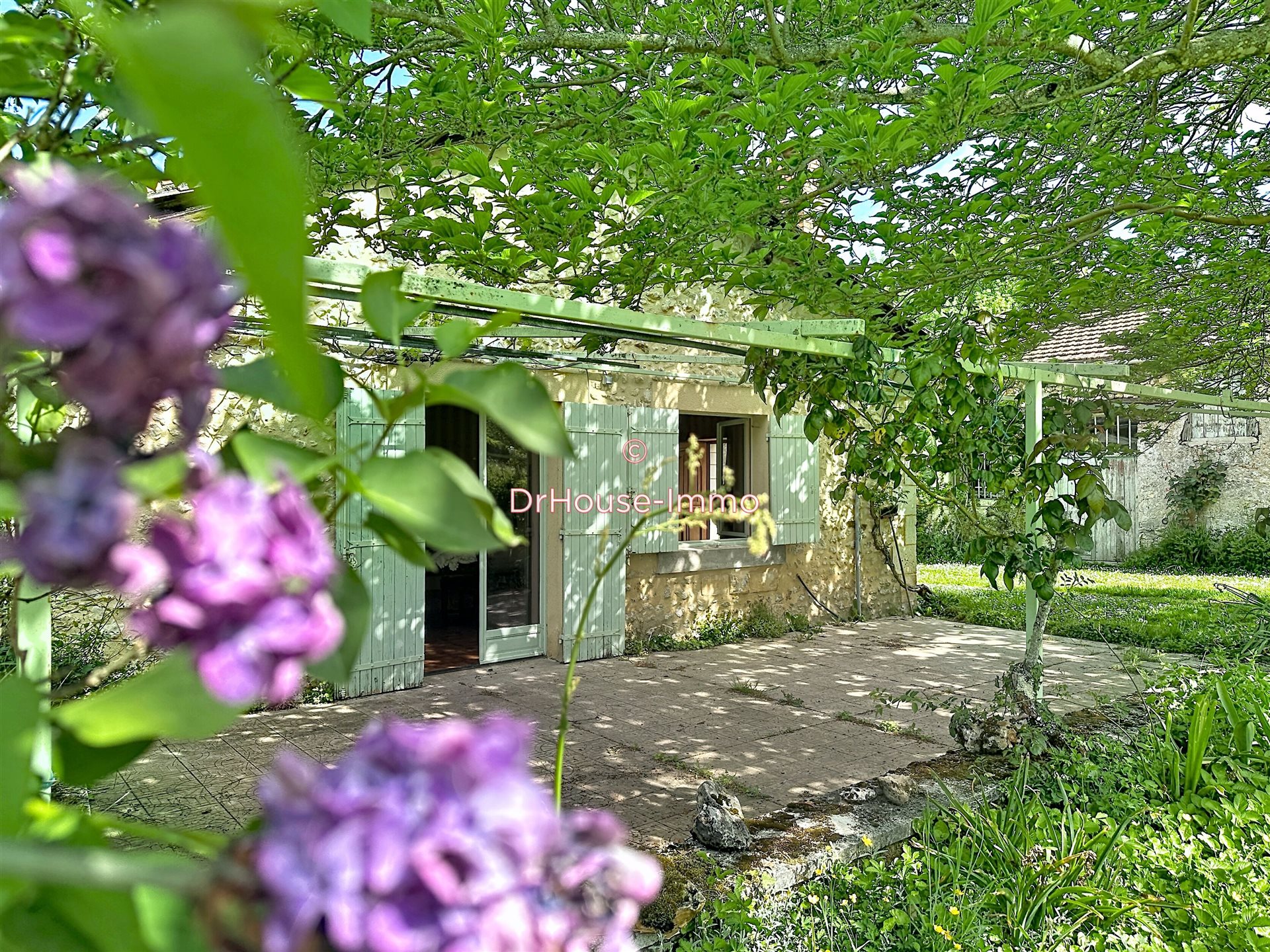 Maison à vendre, 142m², Saint-Aquilin
