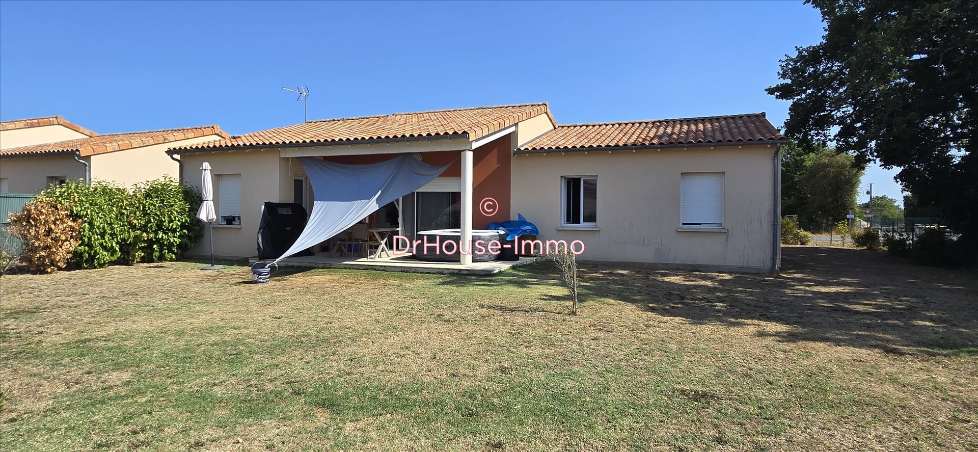 Maison à vendre, 101m², Fleuré