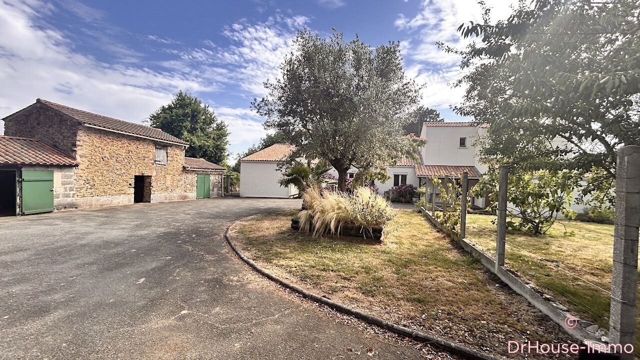 Maison à vendre, 276m², Mareuil-sur-Lay-Dissais