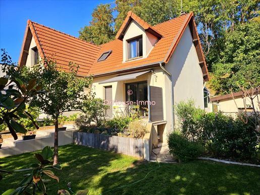 Maison 5 pièces 153 m² · à Saint-Maur-des-Fossés · 153 m² · 830 000 €