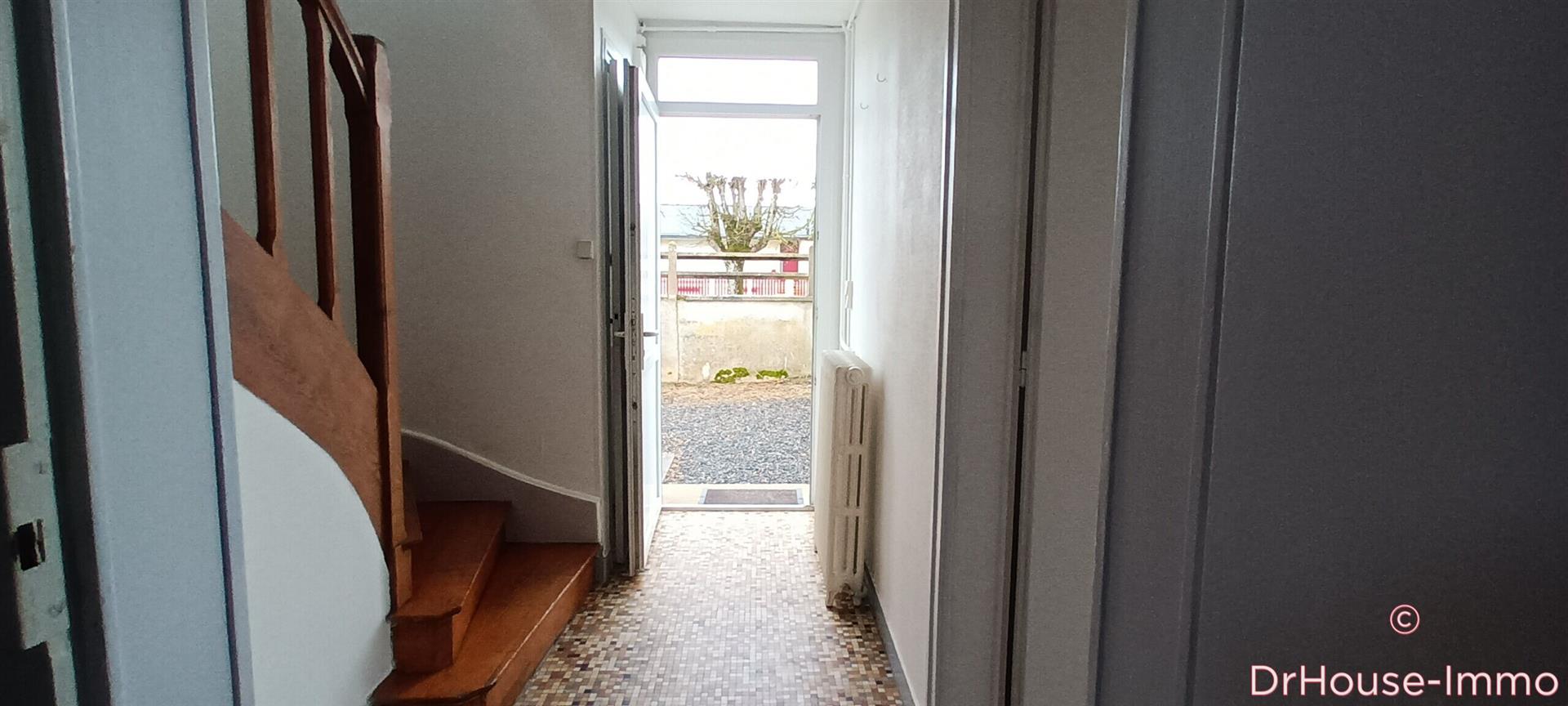 Maison à vendre, 68m², Noyant