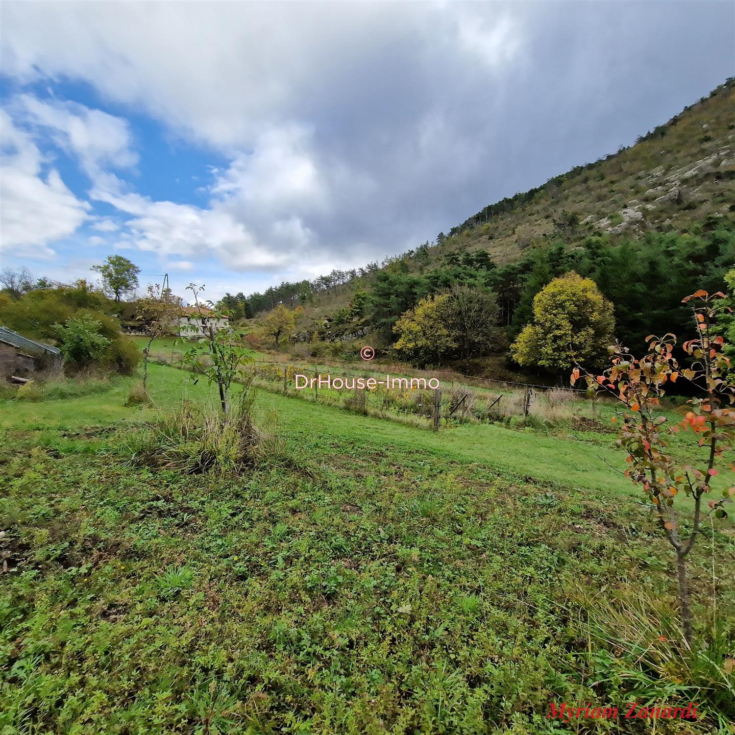 Maison à vendre, 97m², La Palud-sur-Verdon