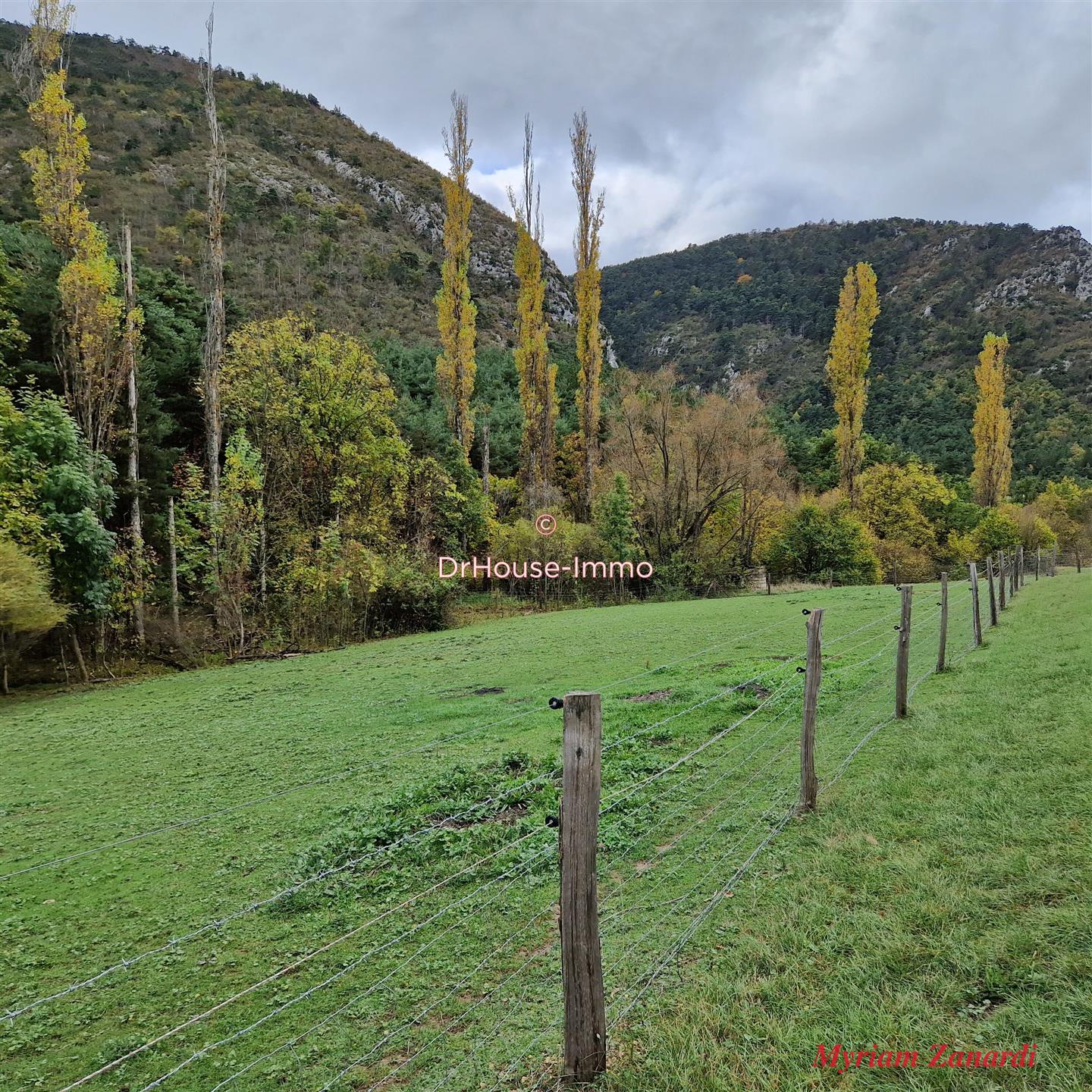 Maison à vendre, 97m², La Palud-sur-Verdon