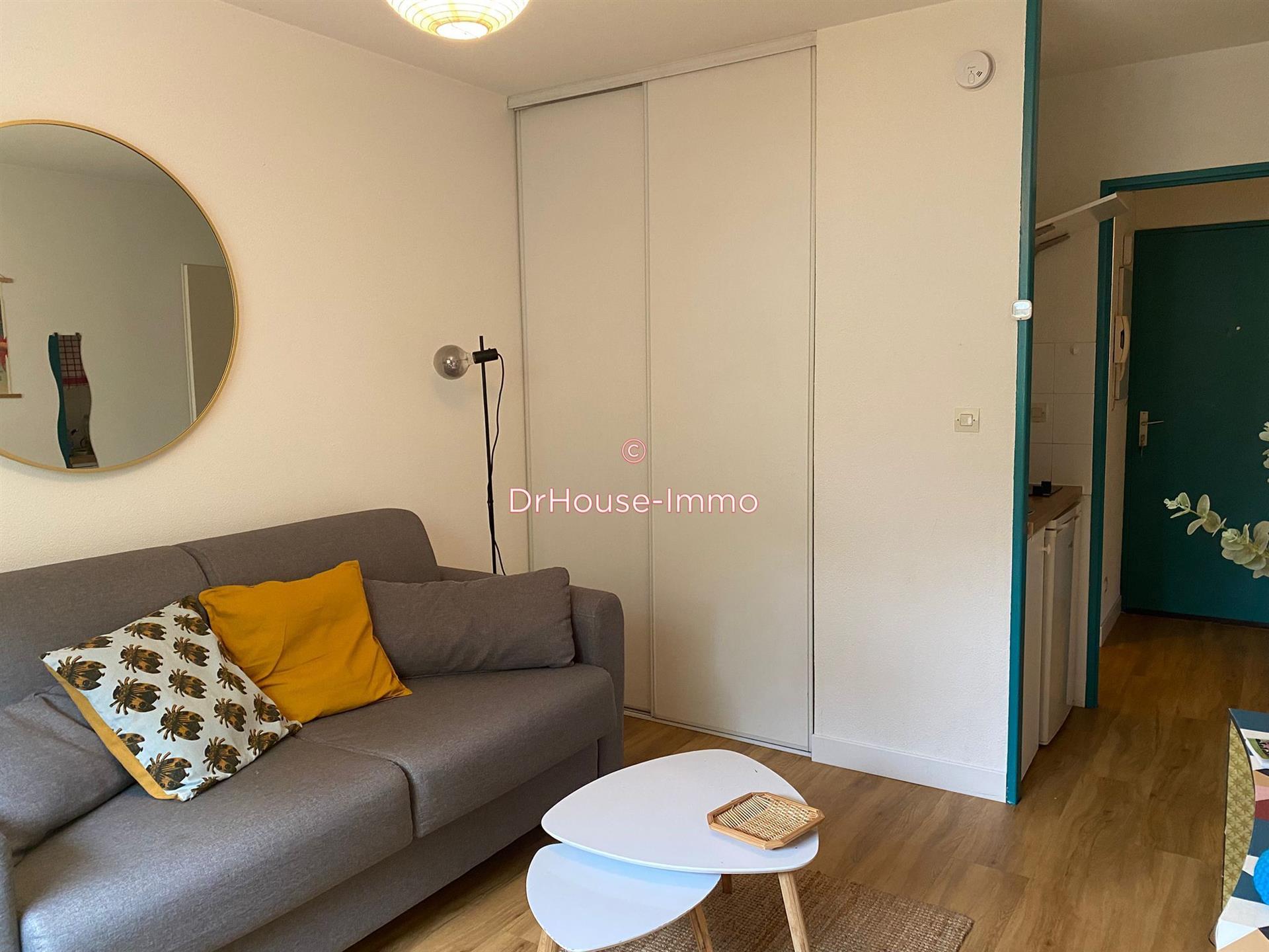 Apartment in the city center of Nantes for walking along the banks of the Loire and having... - Vue 3