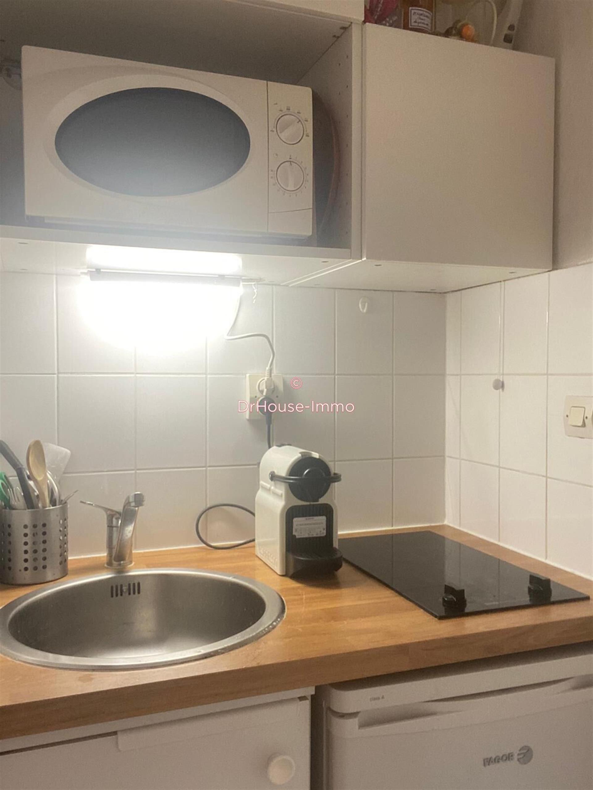 Apartment in the city center of Nantes for walking along the banks of the Loire and having... - Vue 4