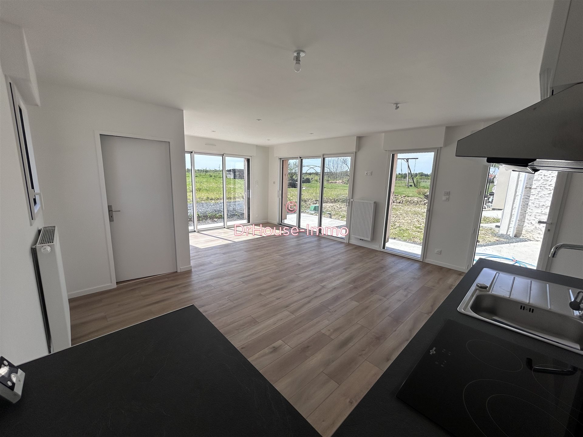 Maison à vendre, 82m², Pont-Saint-Martin