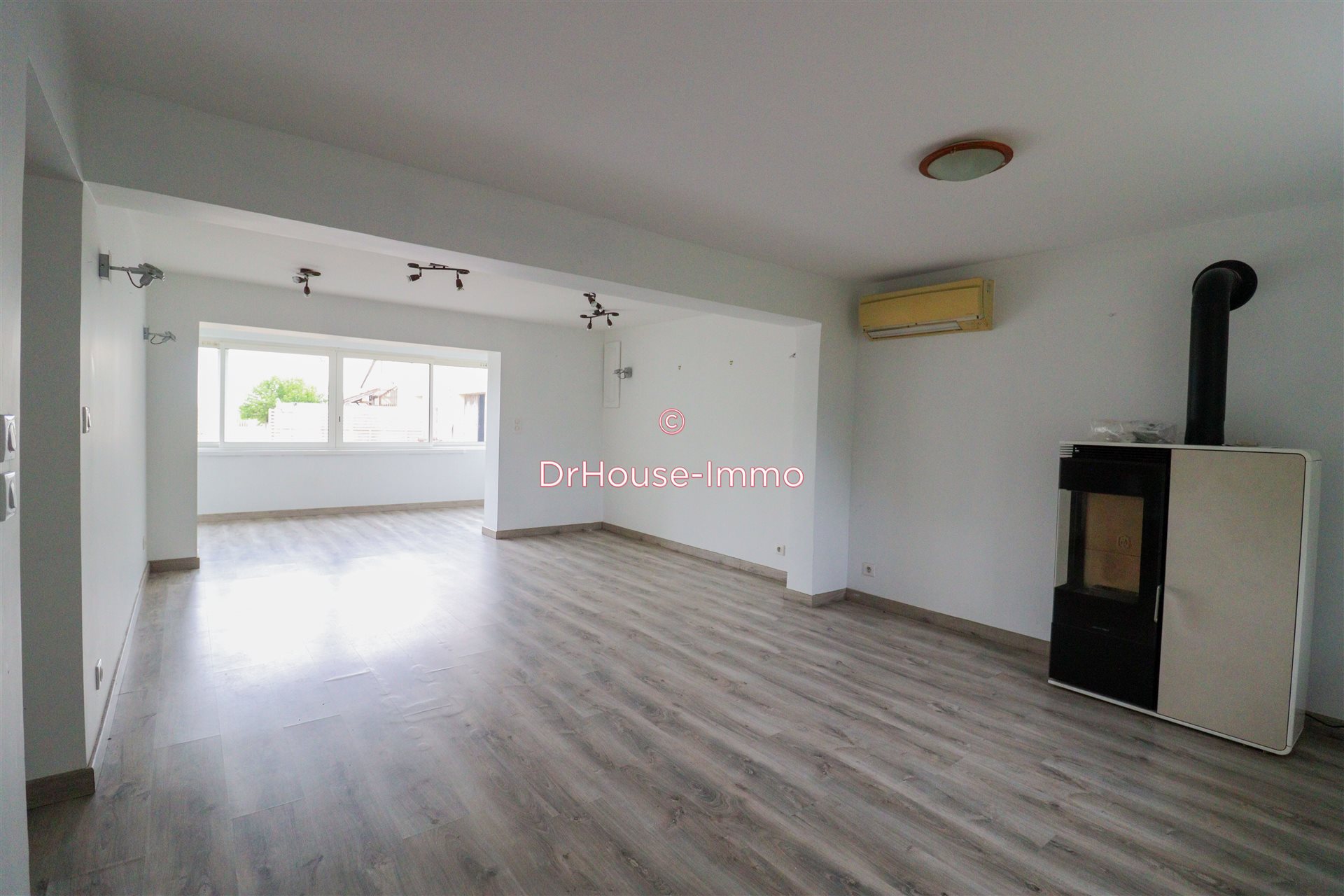 Maison à vendre, 126m², Saint-Julien-Beychevelle