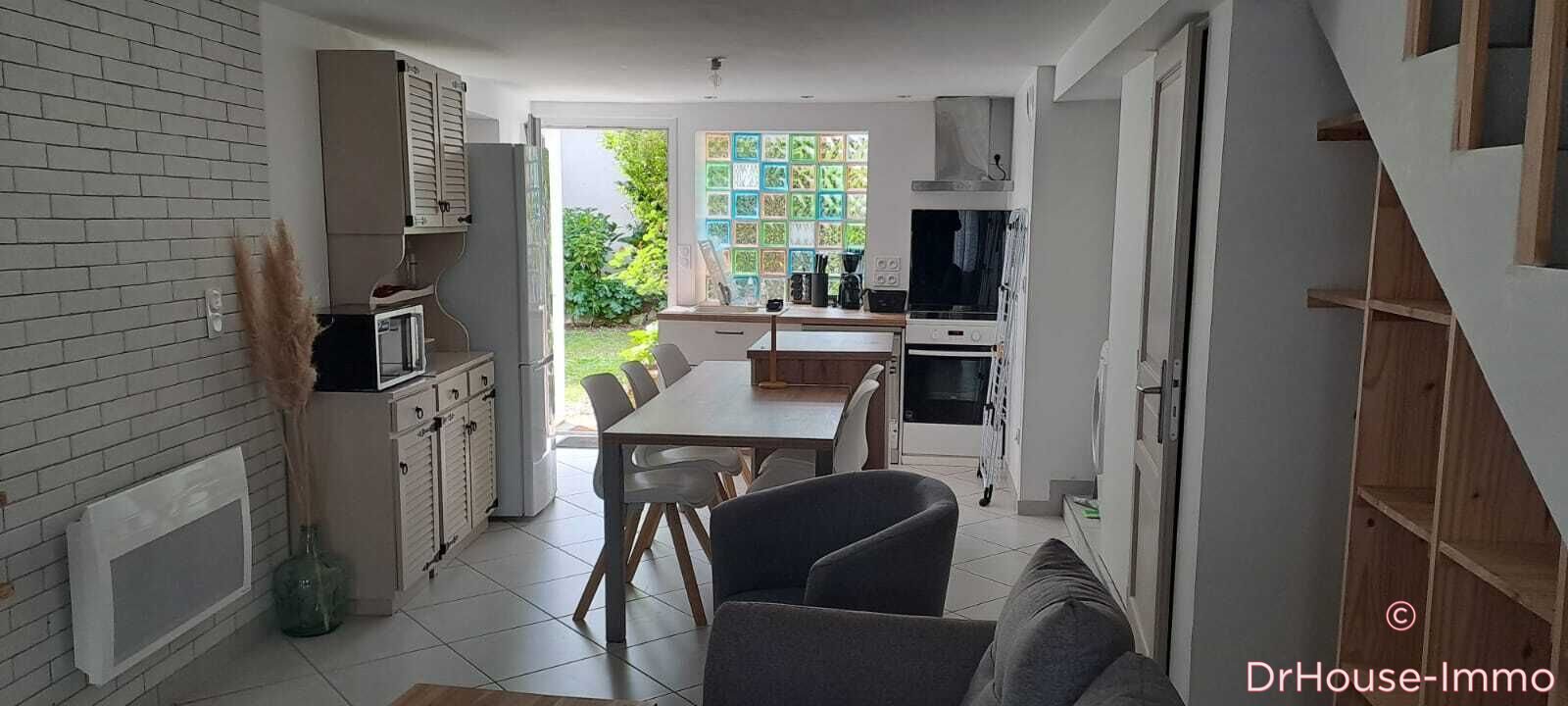 Maison à vendre, 365m², Poyanne