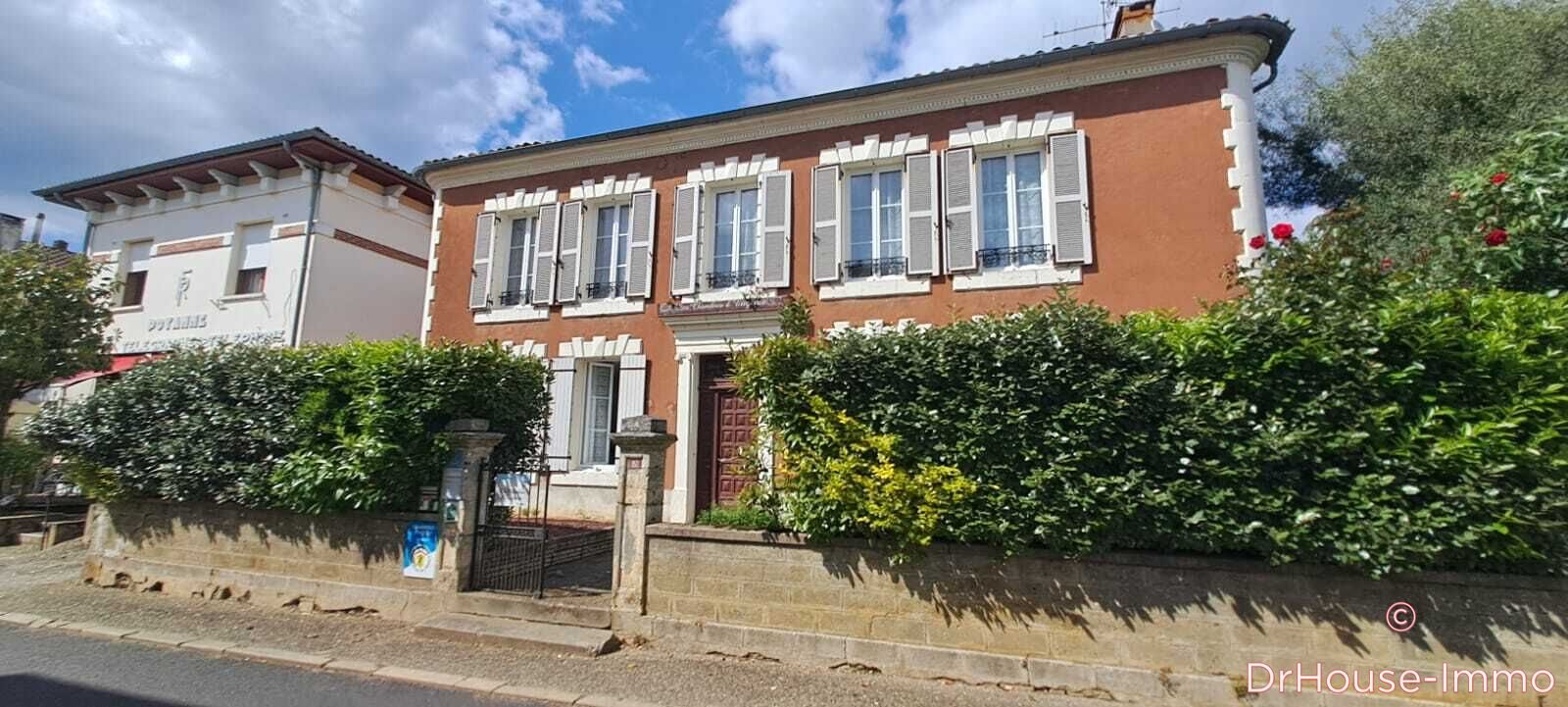 Maison à vendre, 365m², Poyanne
