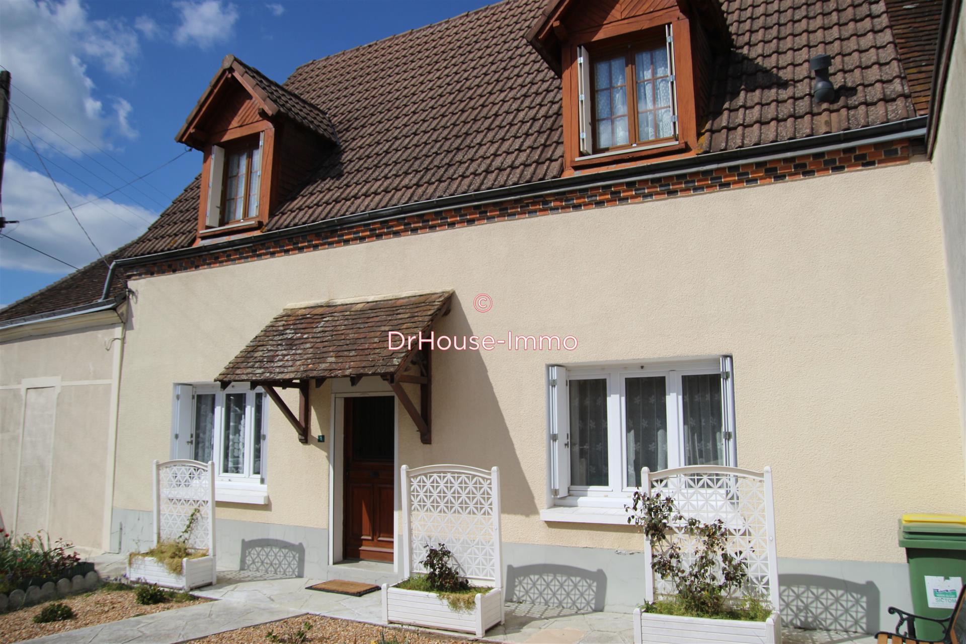 Maison à vendre, 123m², La Ville-aux-Clercs