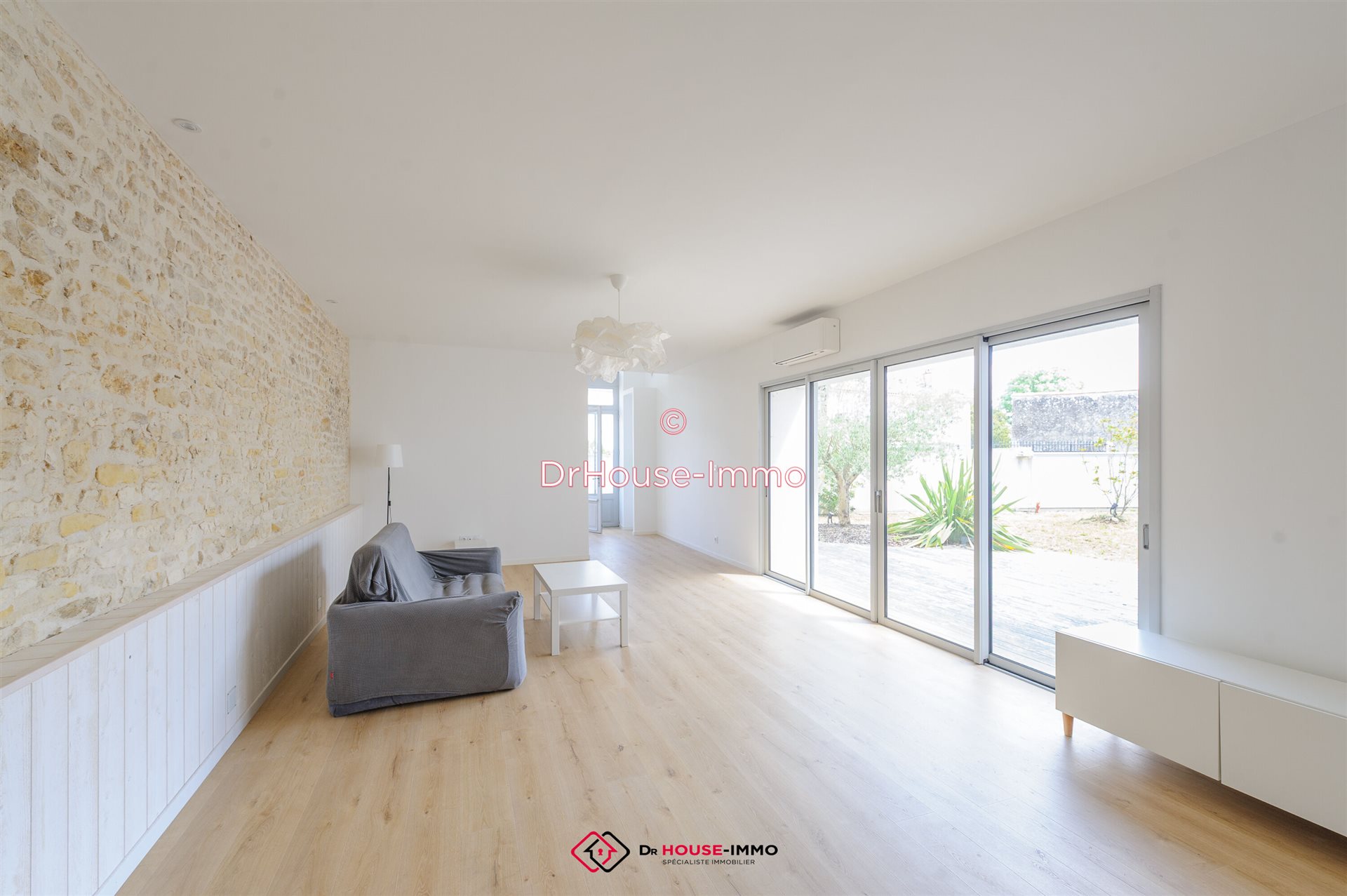 Maison à vendre, 183m², Sainte-Soulle