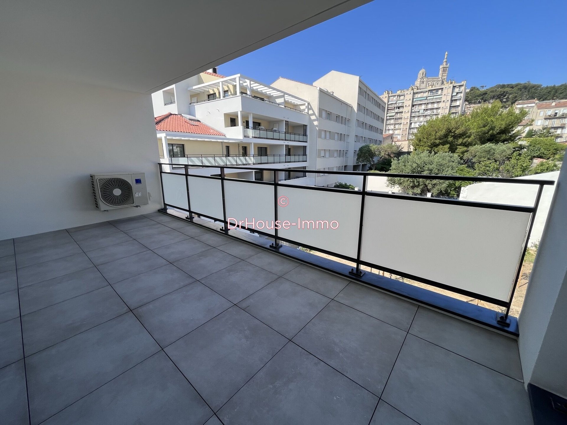 Appartement à louer, 64m², Marseille 6ème
