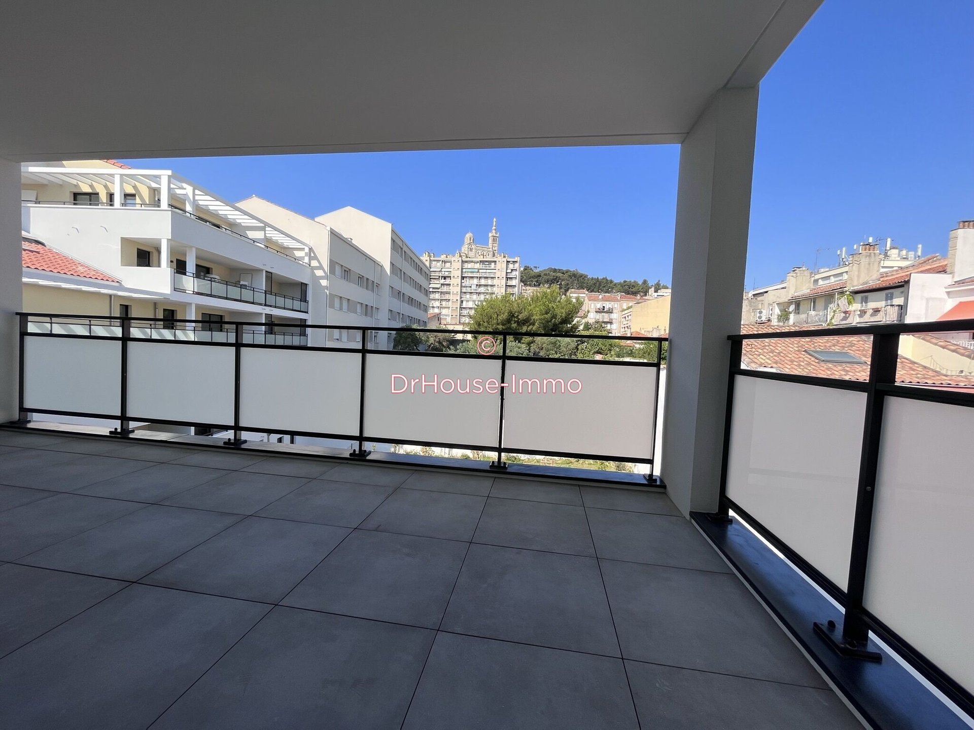 Appartement à louer, 64m², Marseille 6ème