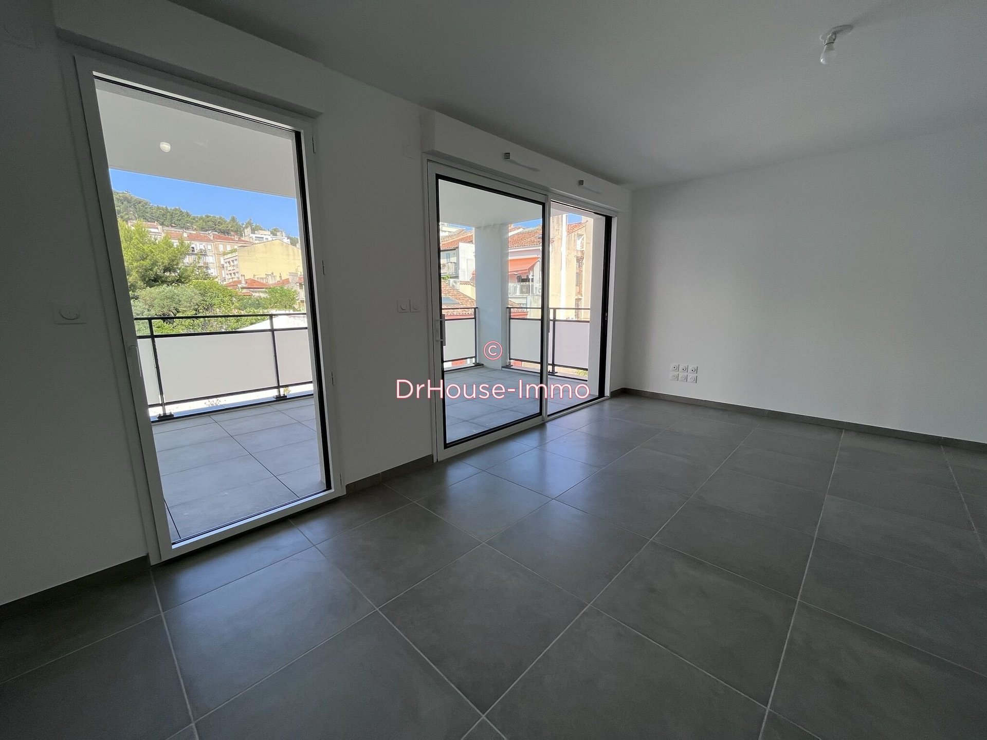 Appartement à louer, 64m², Marseille 6ème