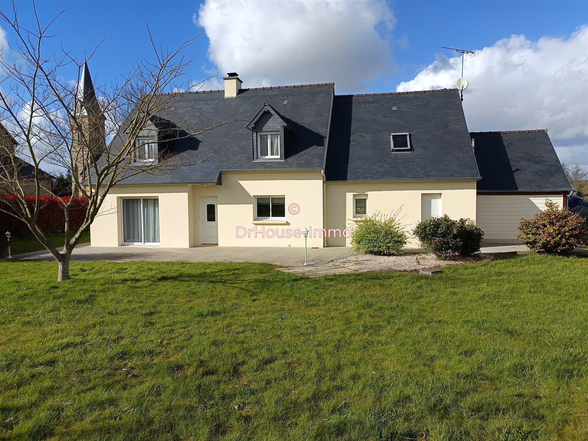 Maison à vendre, 124m², Ducey-Les Chéris