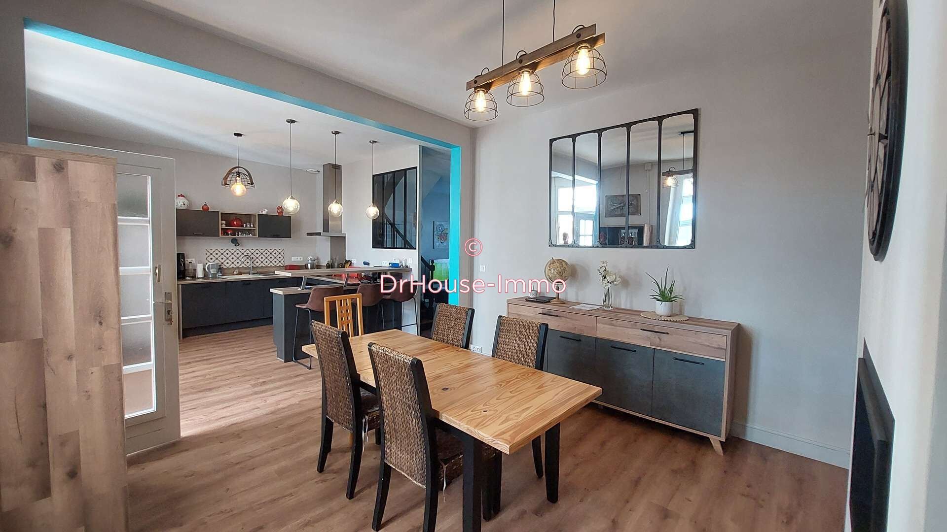 Maison à vendre, 210m², Saintes