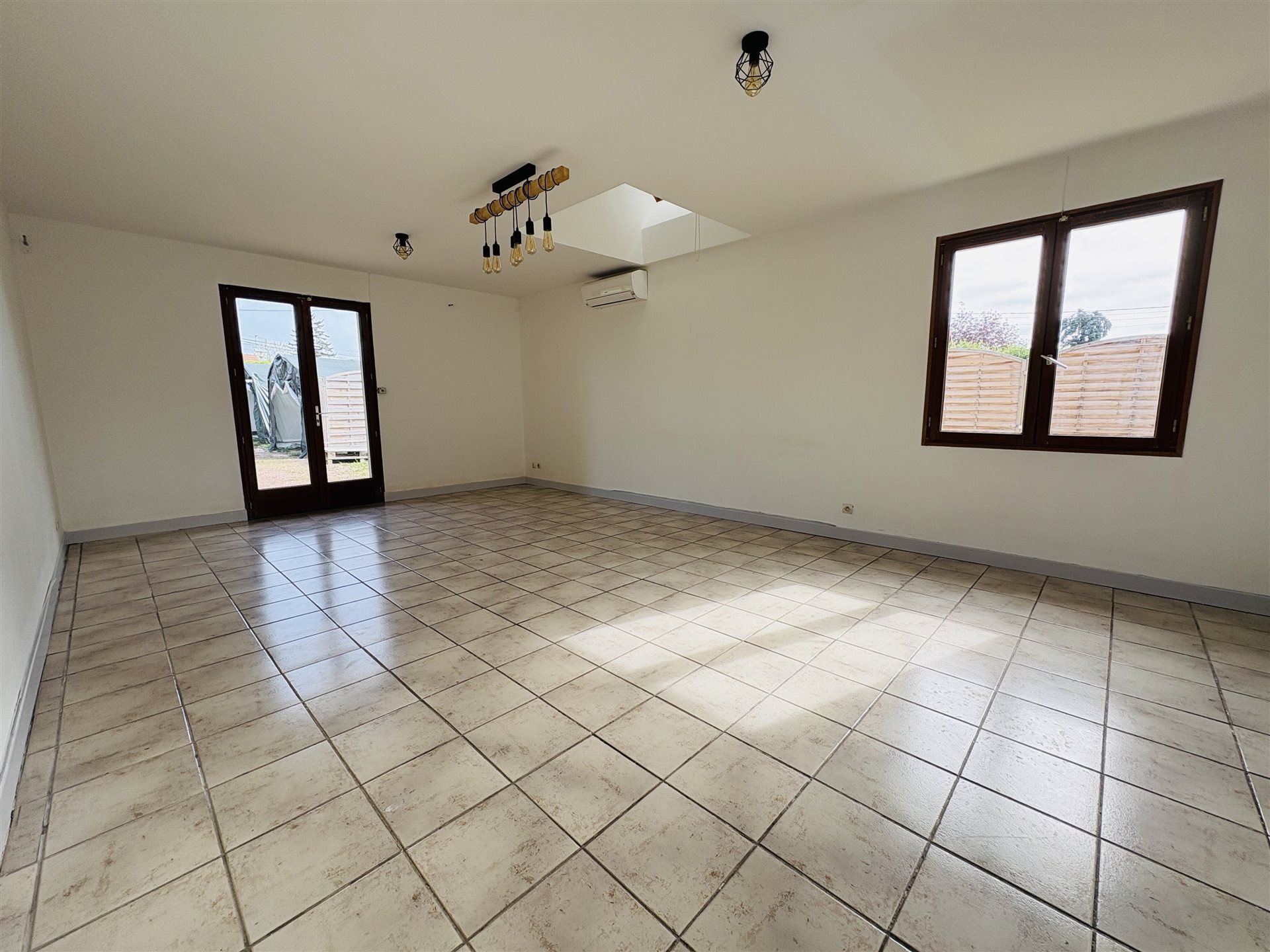 Maison à vendre, 197m², Le Poinçonnet