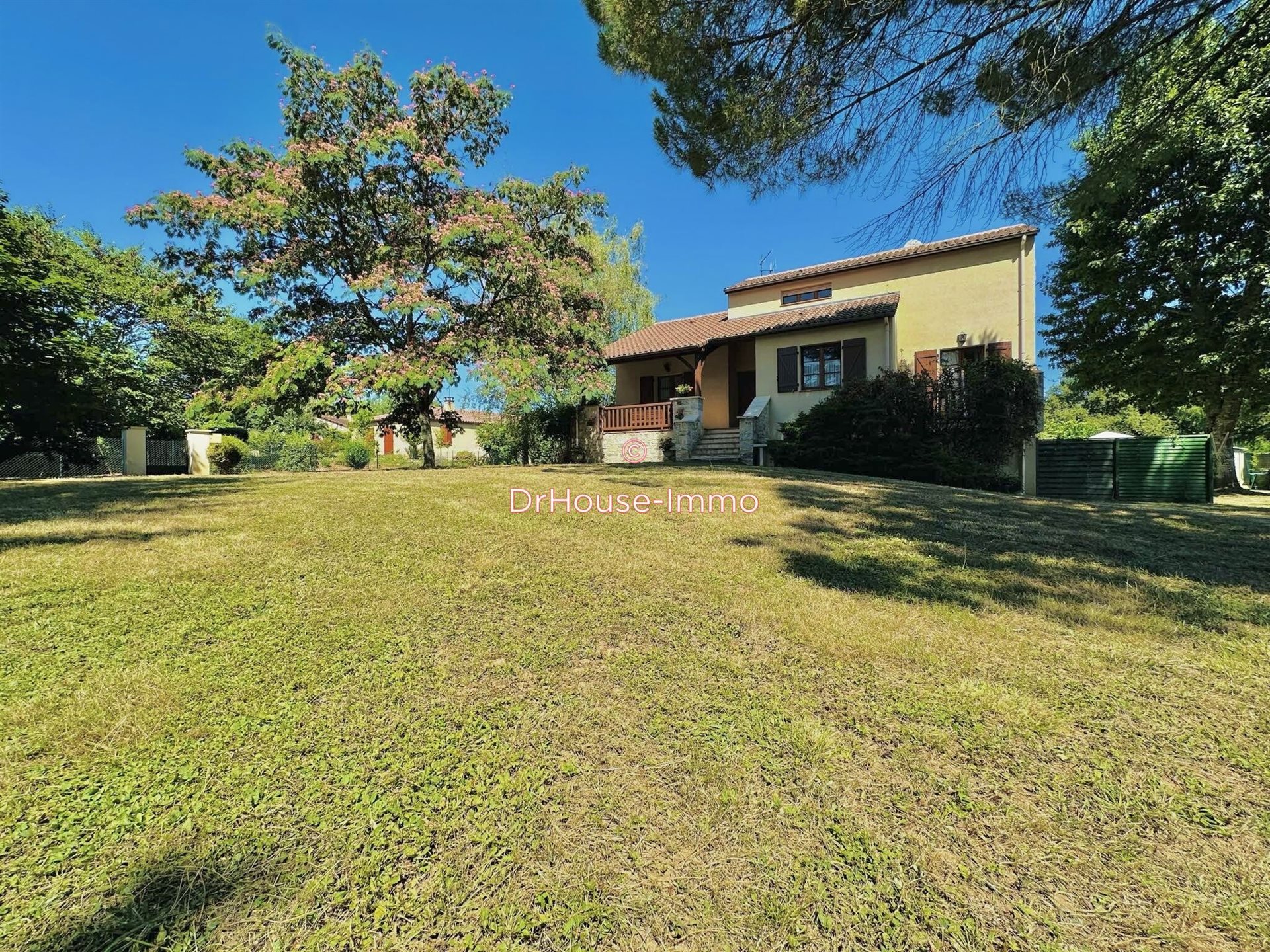 Maison à vendre, 140m², Pradines