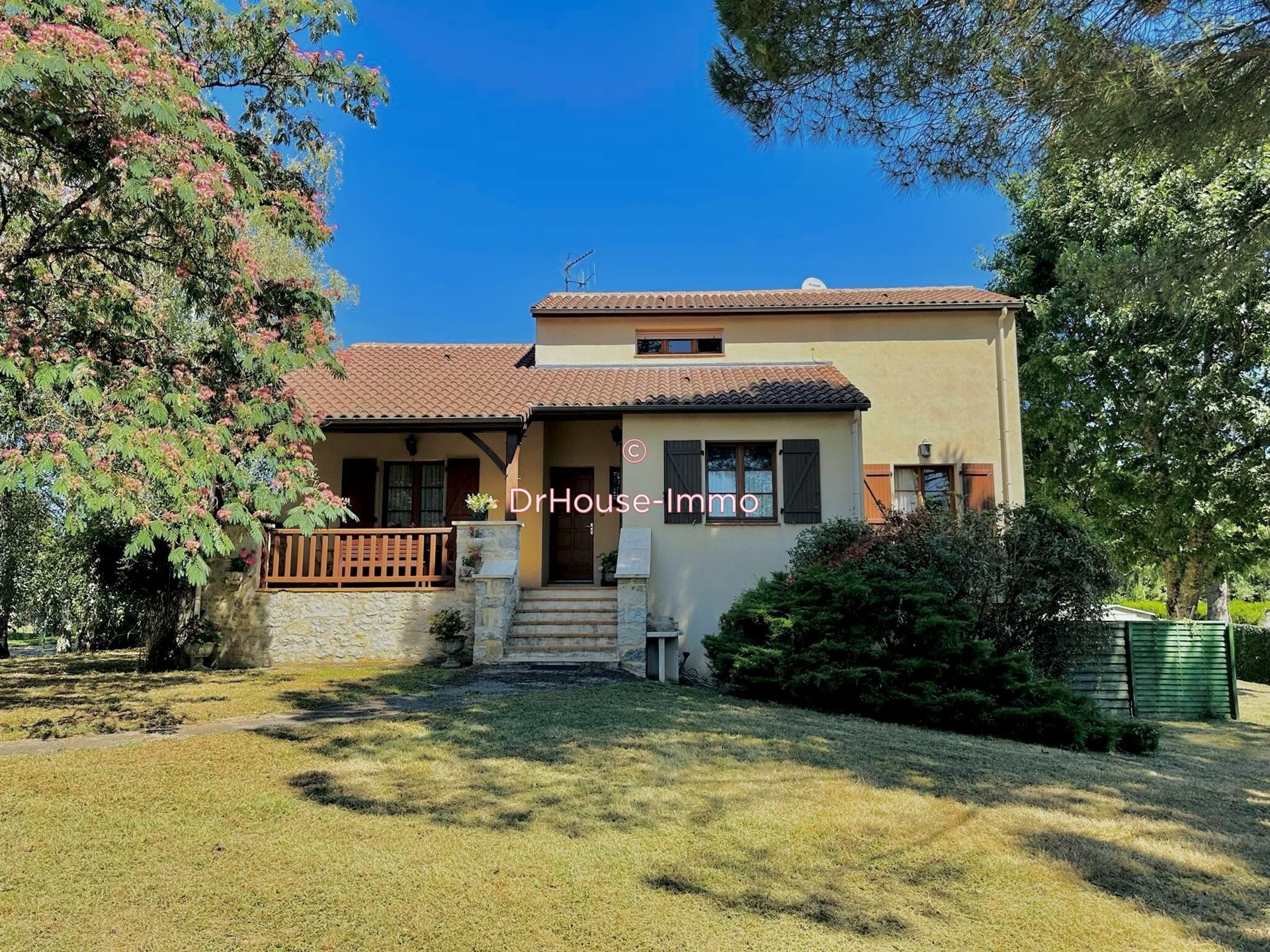 Maison à vendre, 140m², Pradines