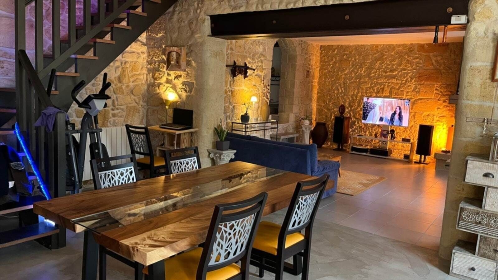 Maison à vendre, 170m², Saint-Genès-de-Lombaud