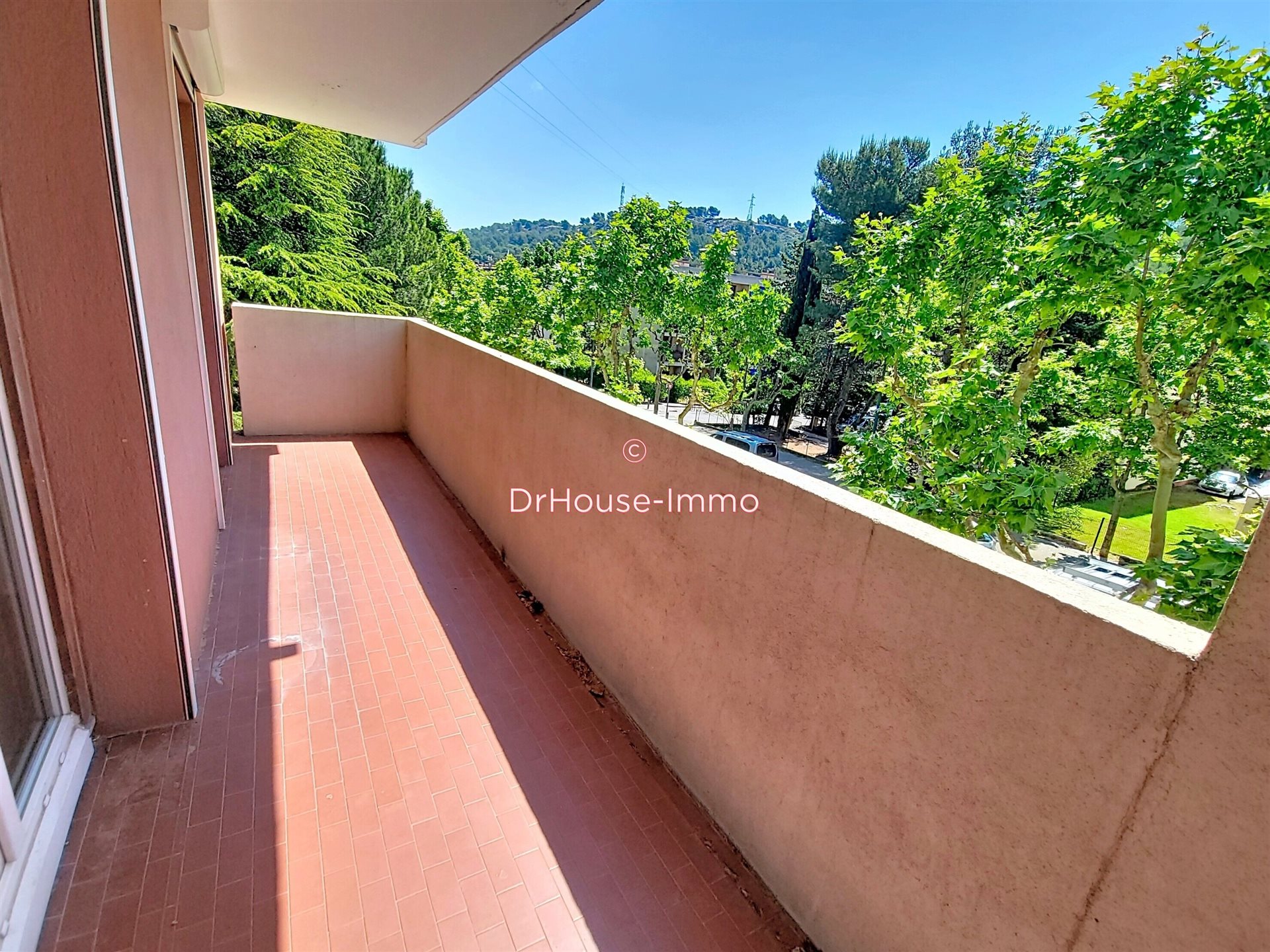 Appartement à louer, 80m², Carnoux-en-Provence