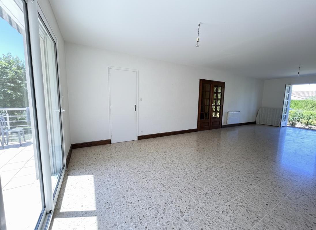 Maison à vendre, 135m², Bignoux