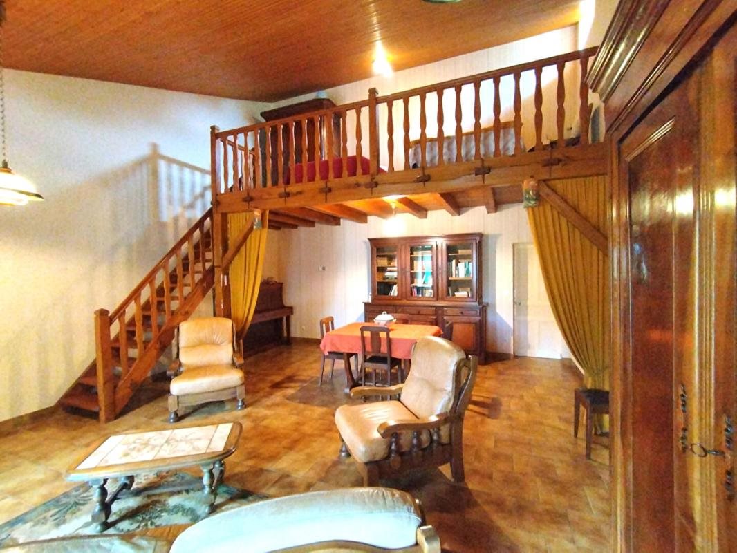 Maison à vendre, 160m², Pamproux