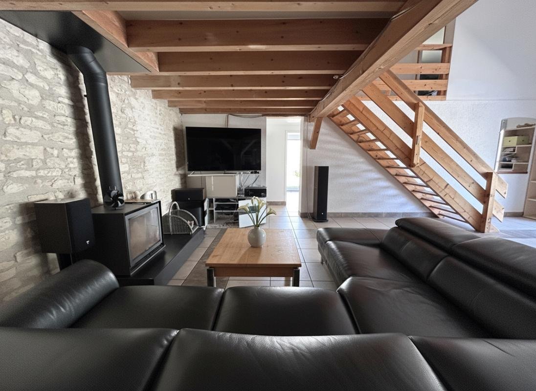 Maison à vendre, 188m², Neuville-de-Poitou