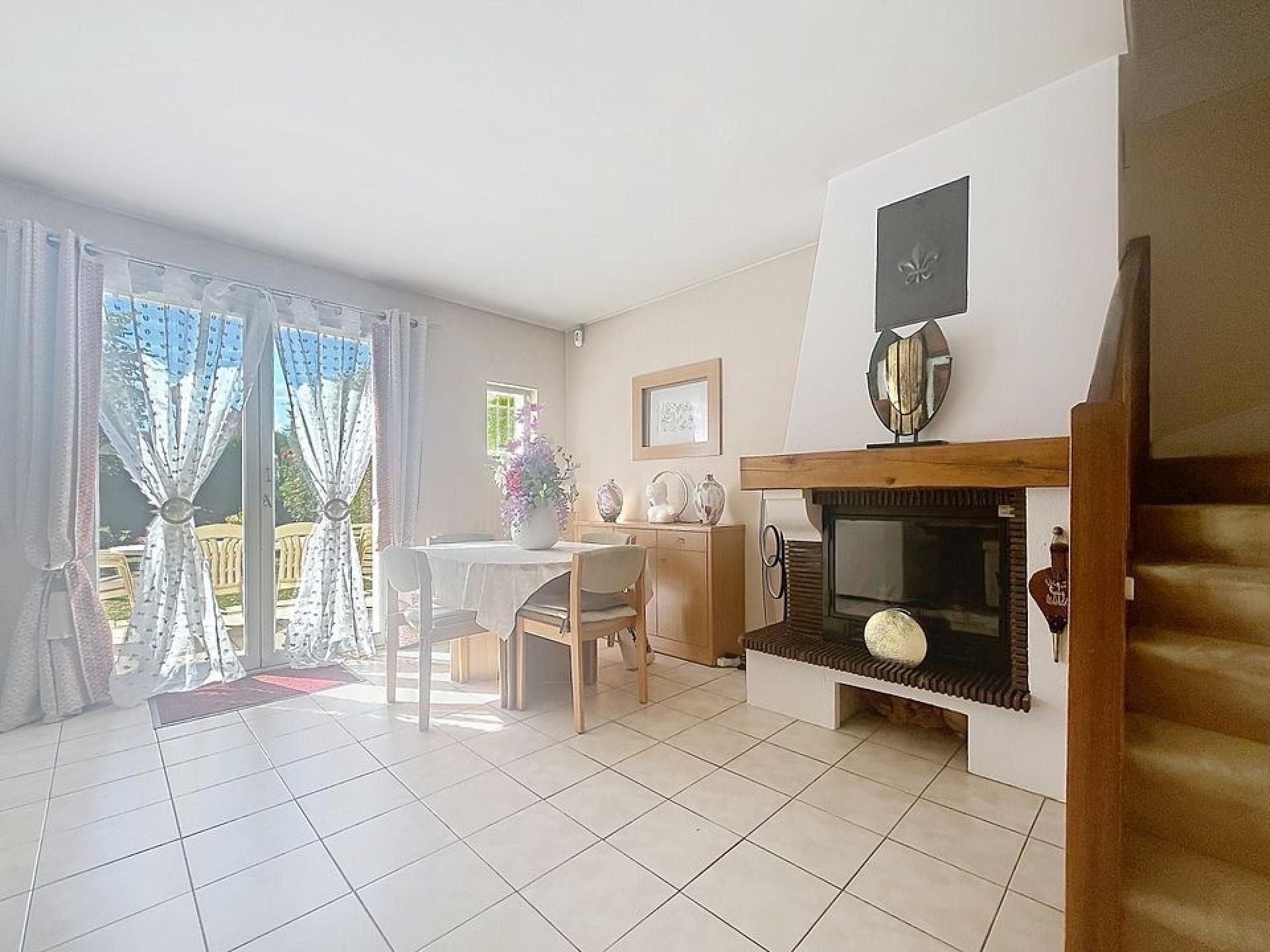 Maison à vendre, 115m², Montigny-le-Bretonneux