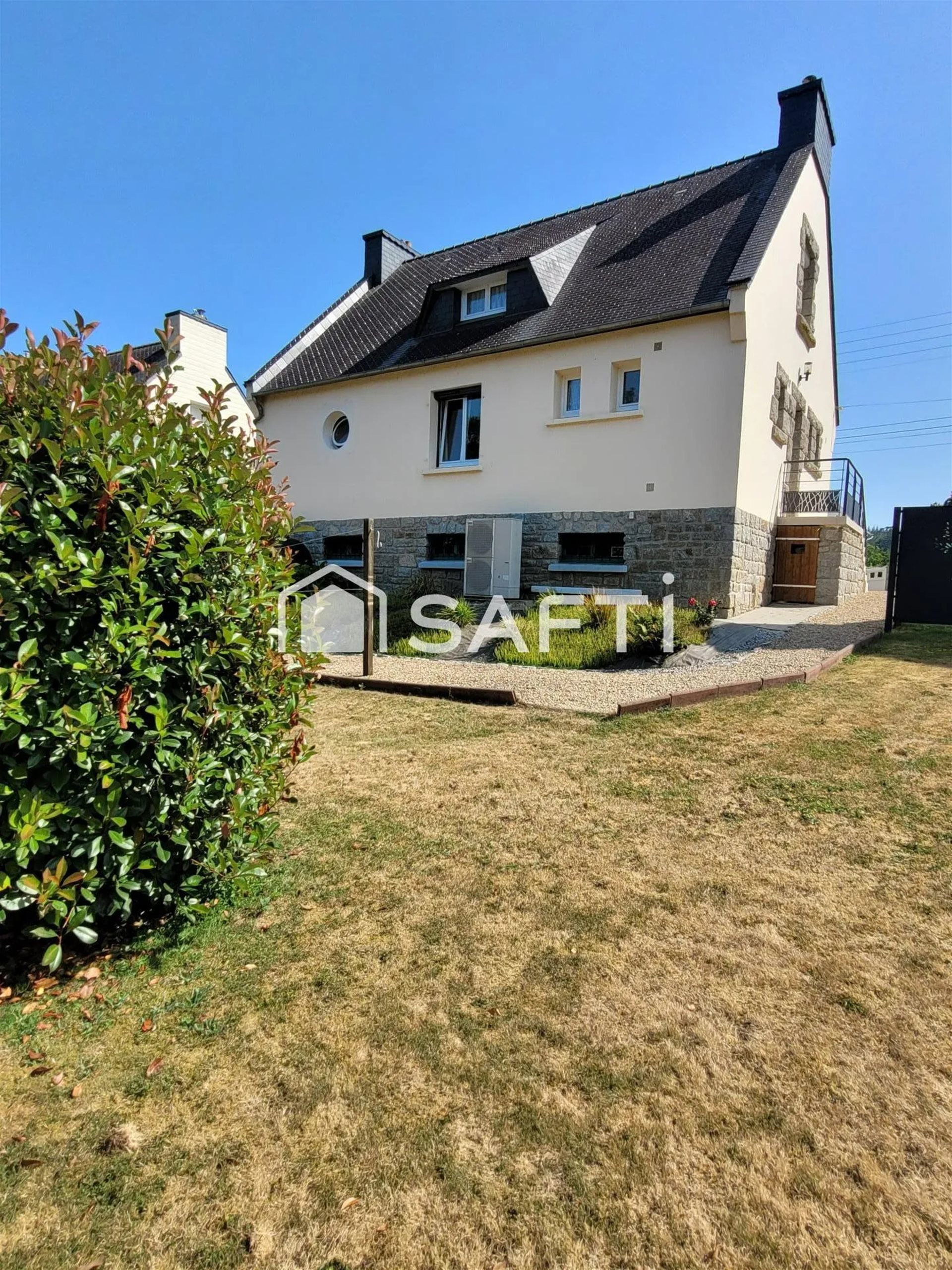 Maison à vendre, 122m², Huelgoat