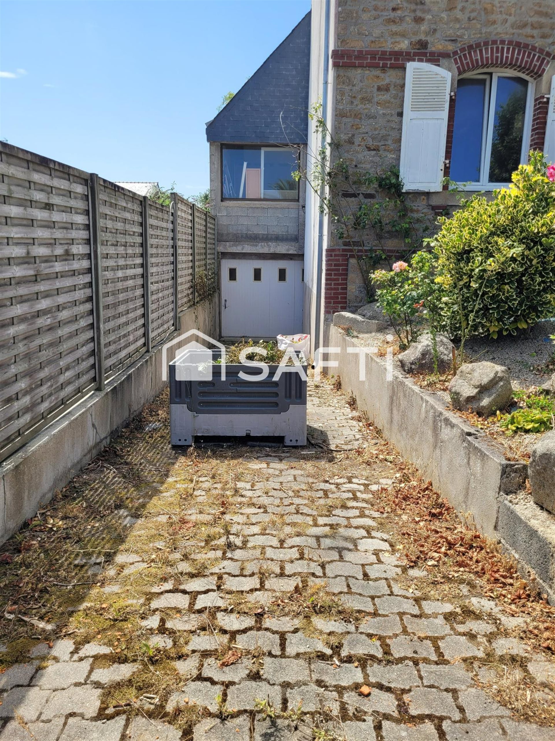 Maison à vendre, 129m², Saint-Pol-de-Léon
