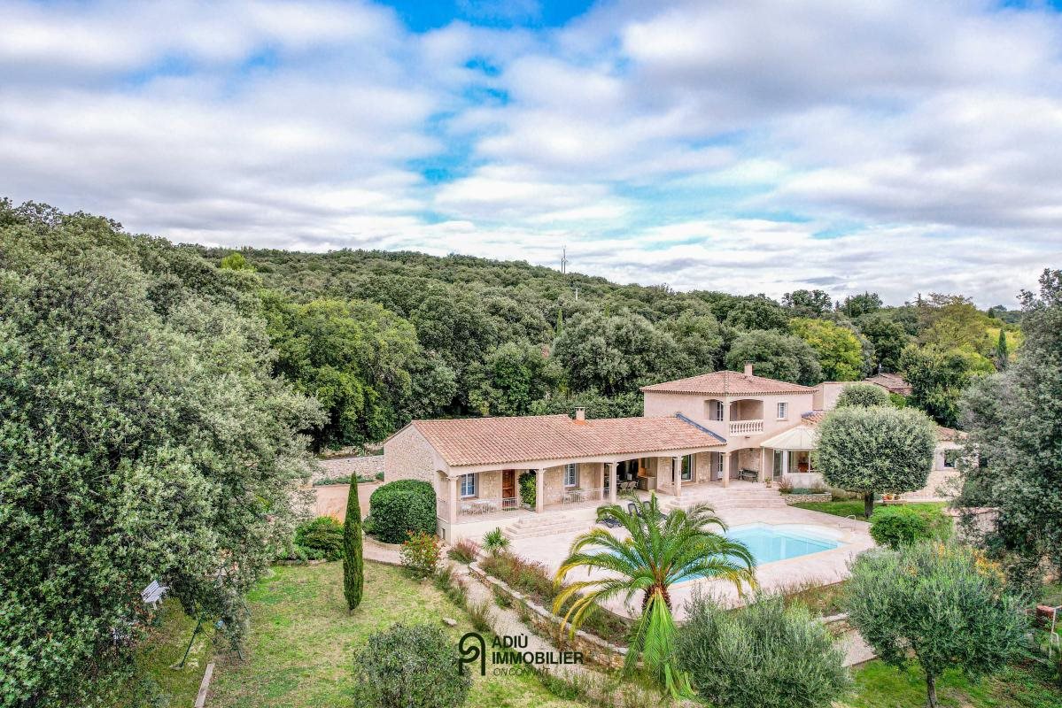 Maison à vendre, 244m², Uzès