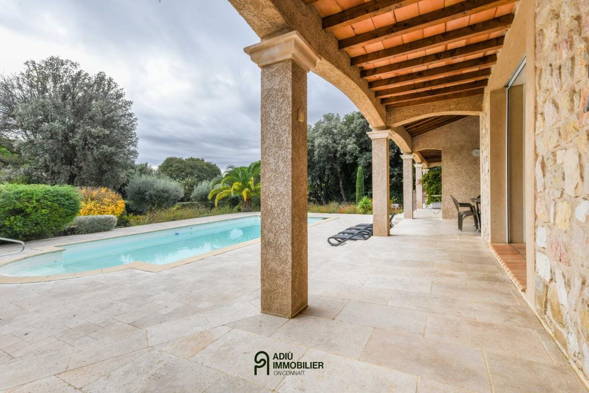 Maison à vendre, 244m², Uzès