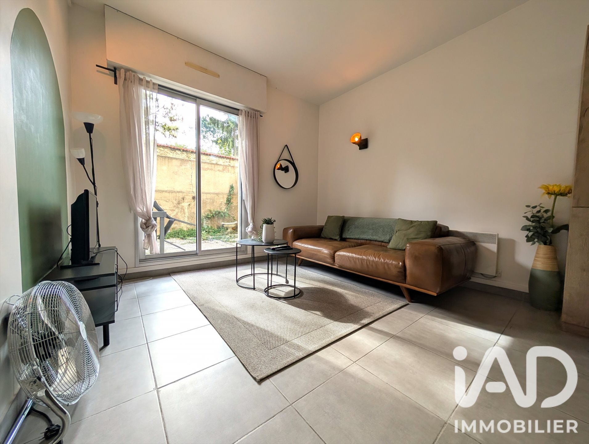 Appartement à vendre, 59m², Saint-Thibault-des-Vignes