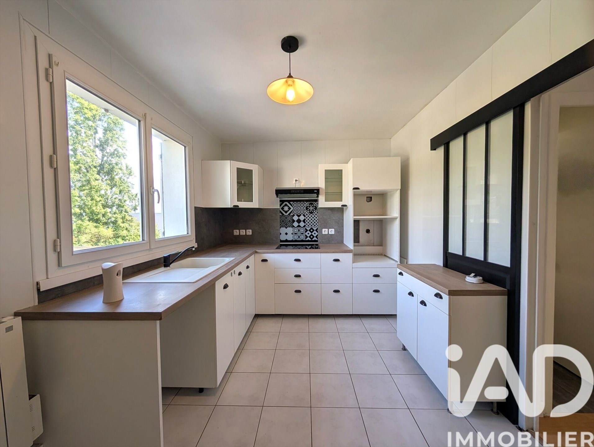Appartement à vendre, 83m², Saint-Thibault-des-Vignes