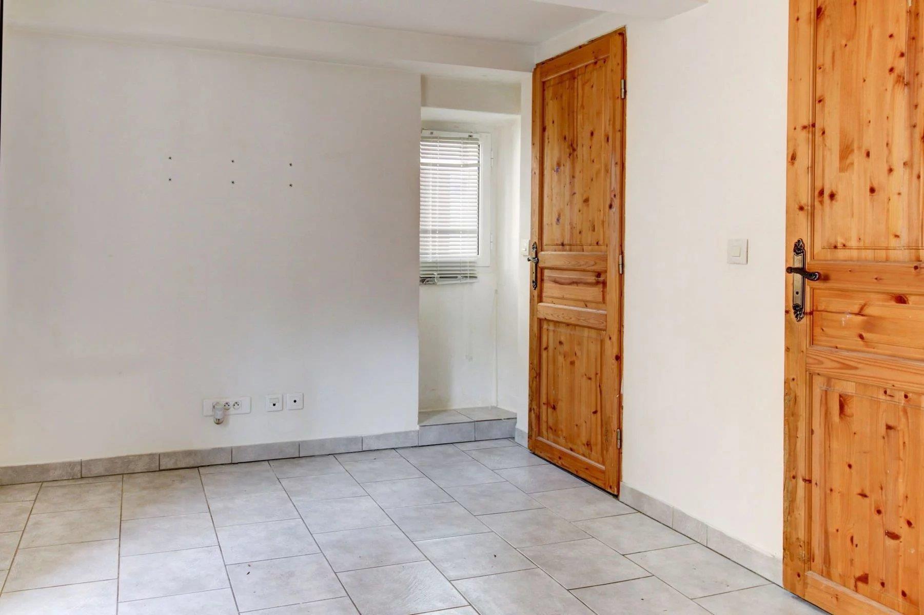 Maison à vendre, 51m², Roquestéron-Grasse