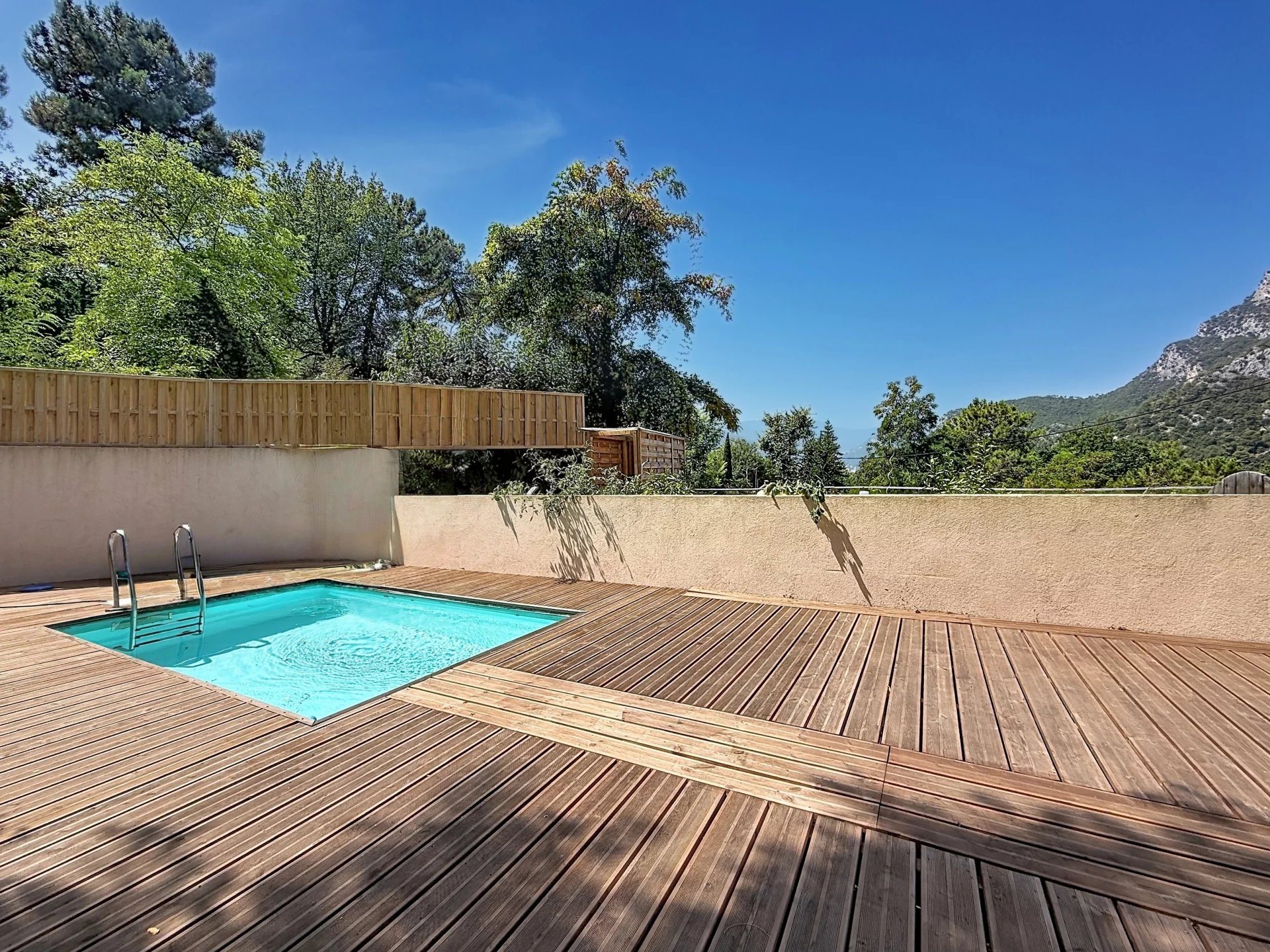 Maison à vendre, 96m², Gilette