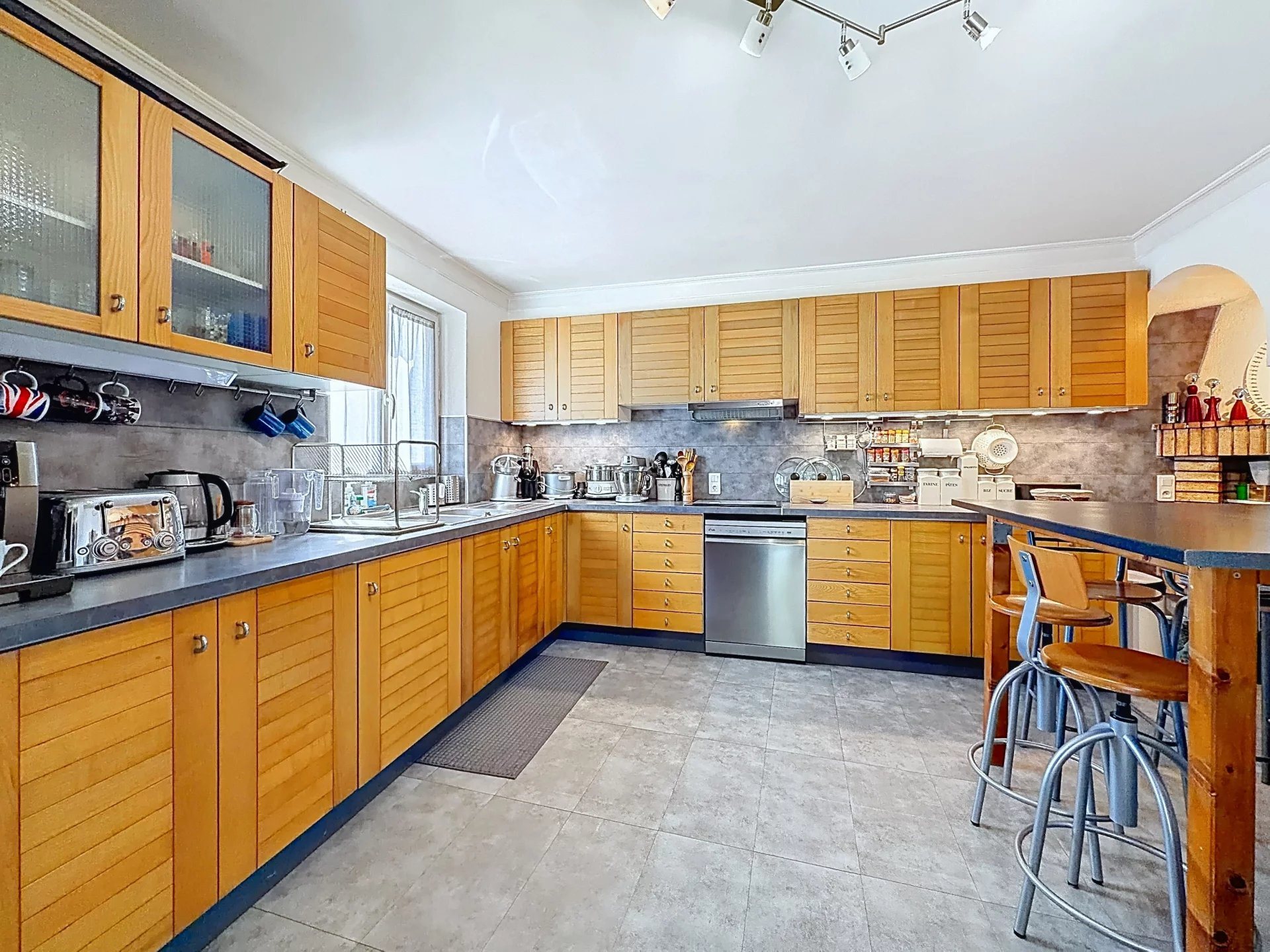 Maison à vendre, 160m², Tourrette-Levens
