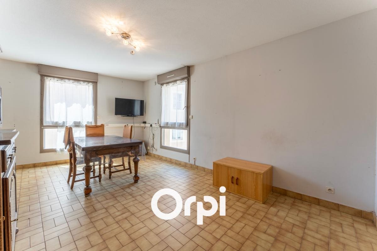 Appartement à vendre, 77m², Aubenas