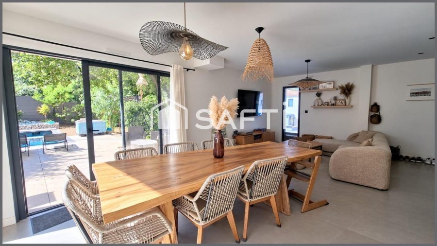 Maison à vendre, 122m², La Destrousse