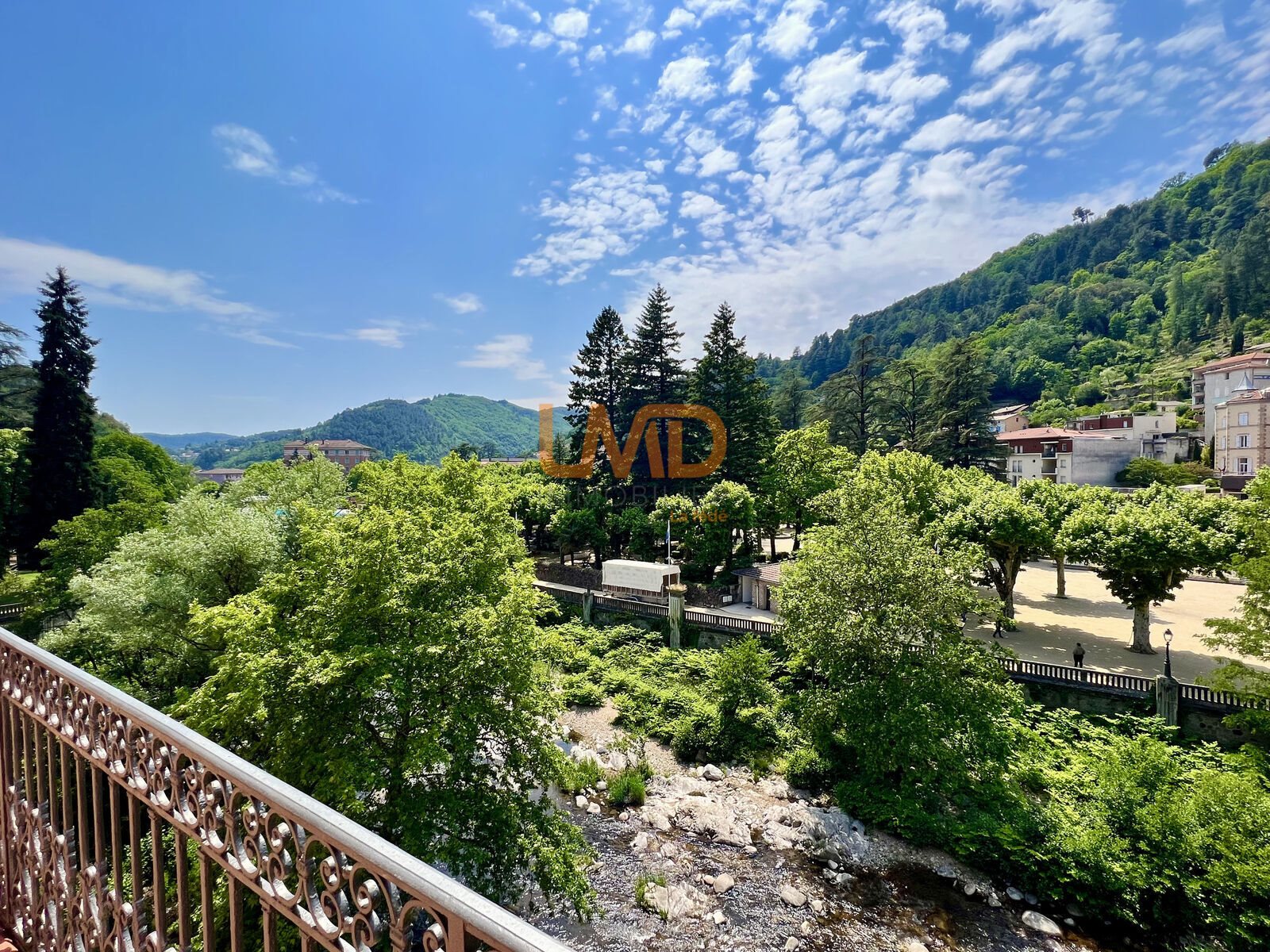 Maison à vendre, 195m², Vals-les-Bains