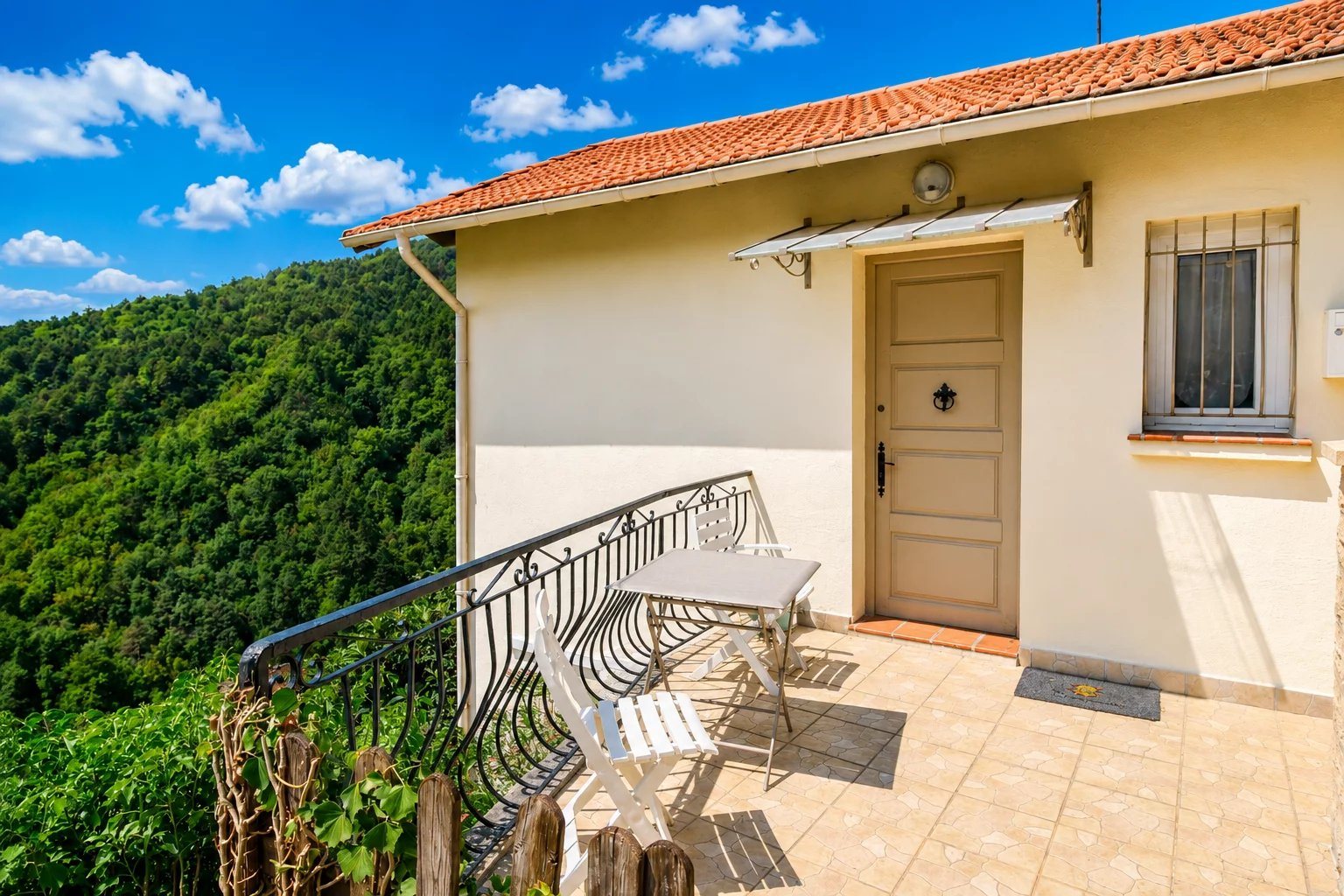 Maison à vendre, 61m², Lantosque